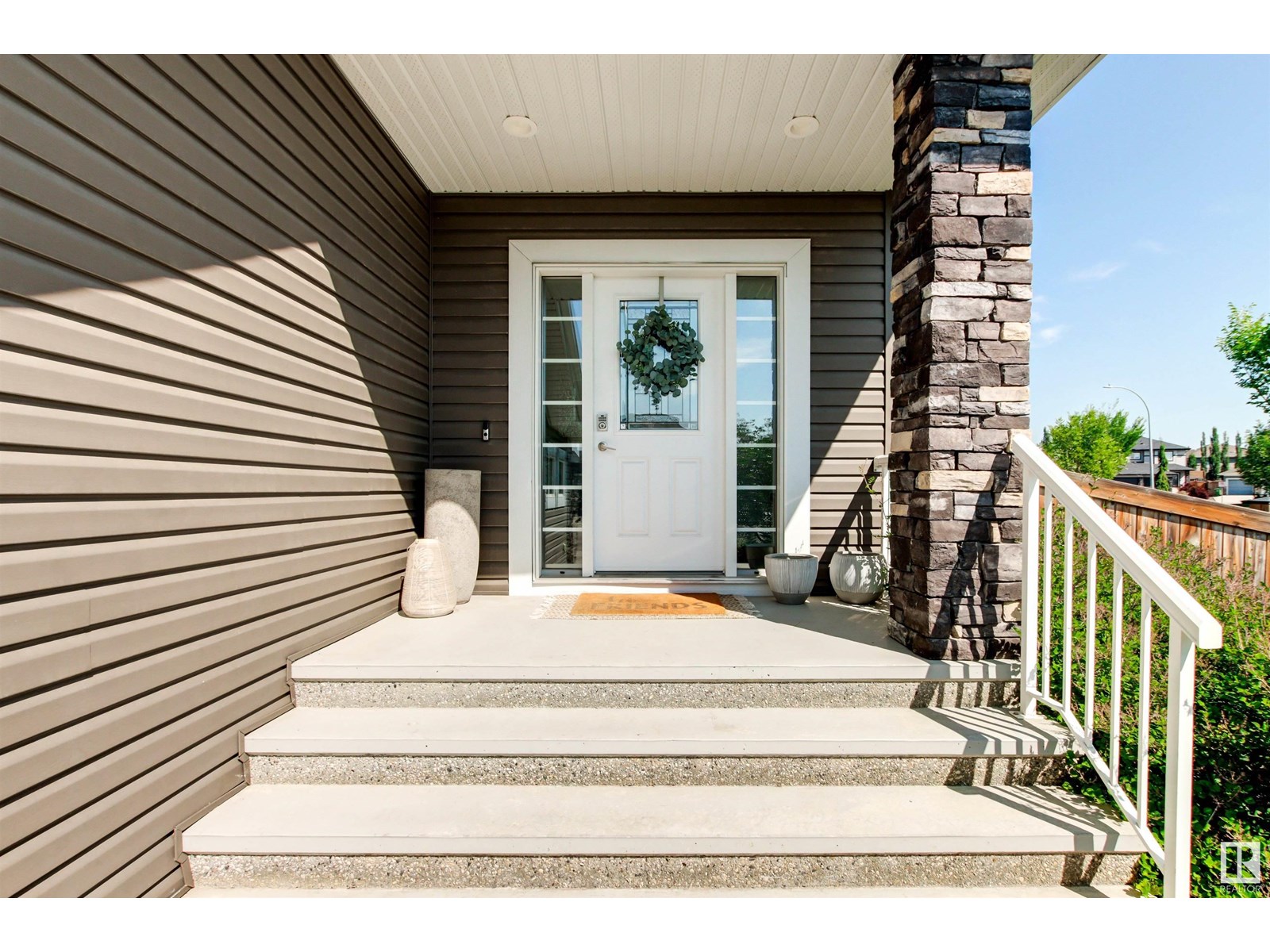 174 NORTH RIDGE DR