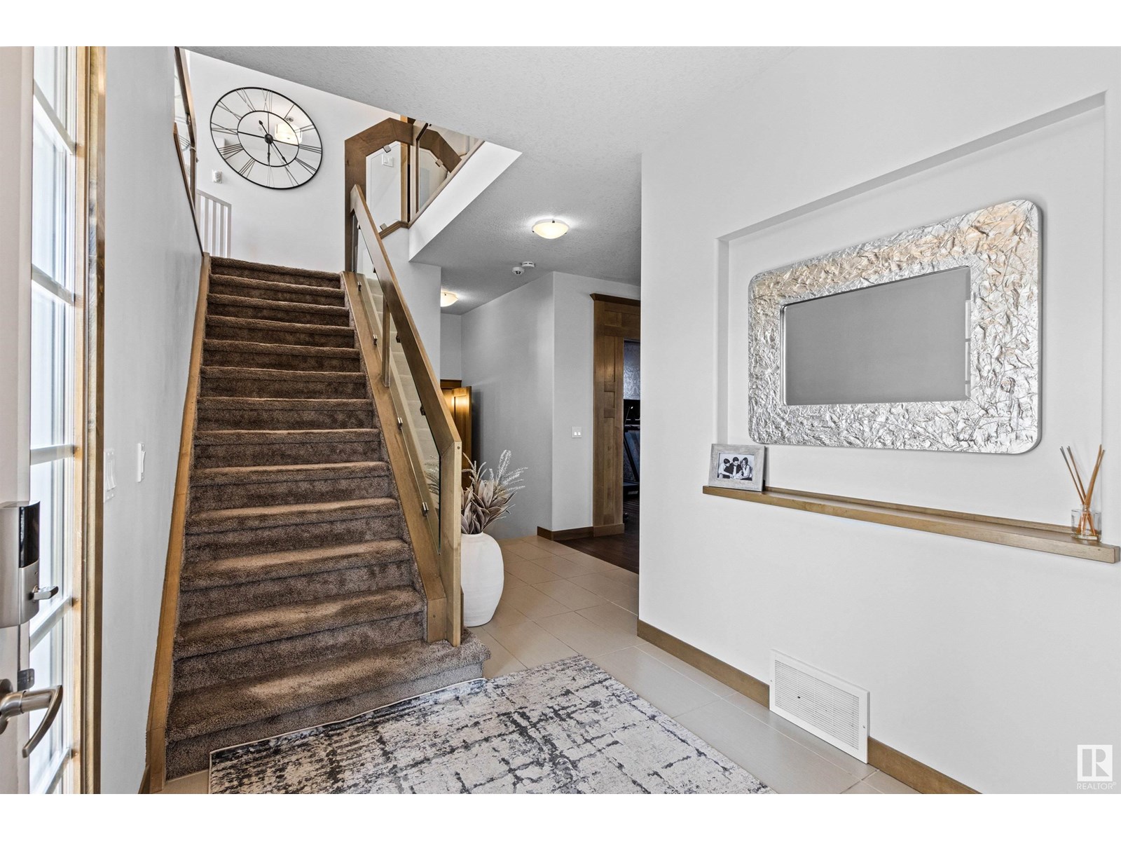 174 NORTH RIDGE DR