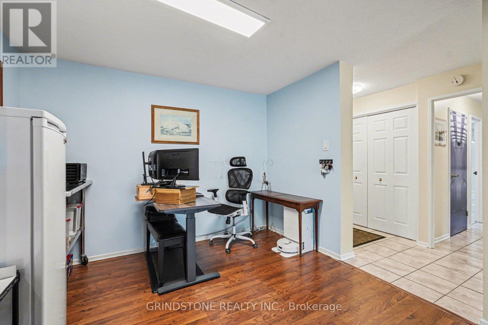 408 - 1171 AMBLESIDE DRIVE