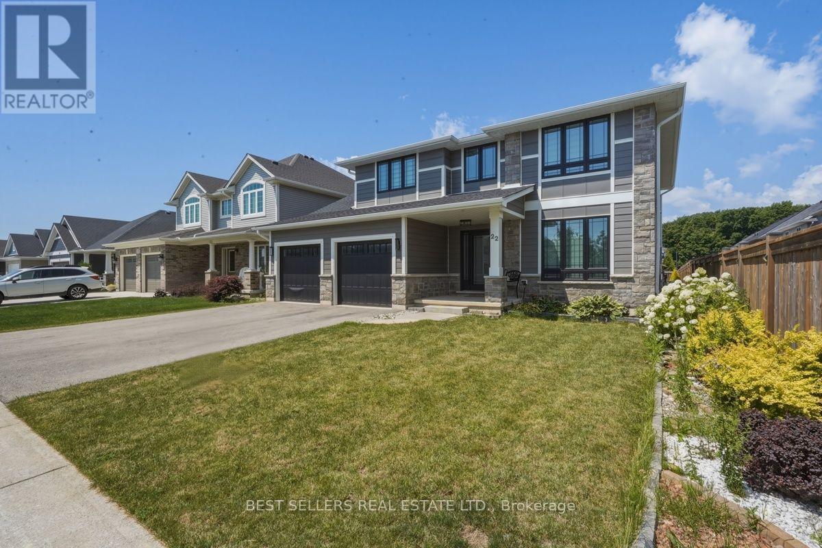 22 WEIR CRESCENT