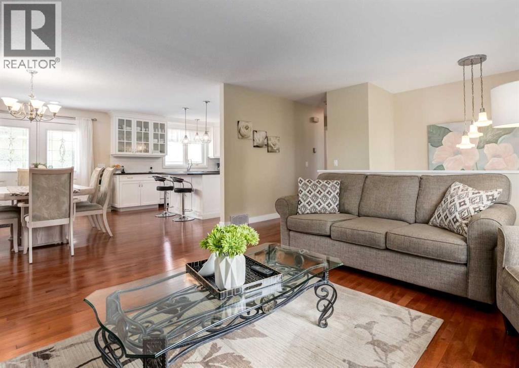 332 Pinemont Road NE