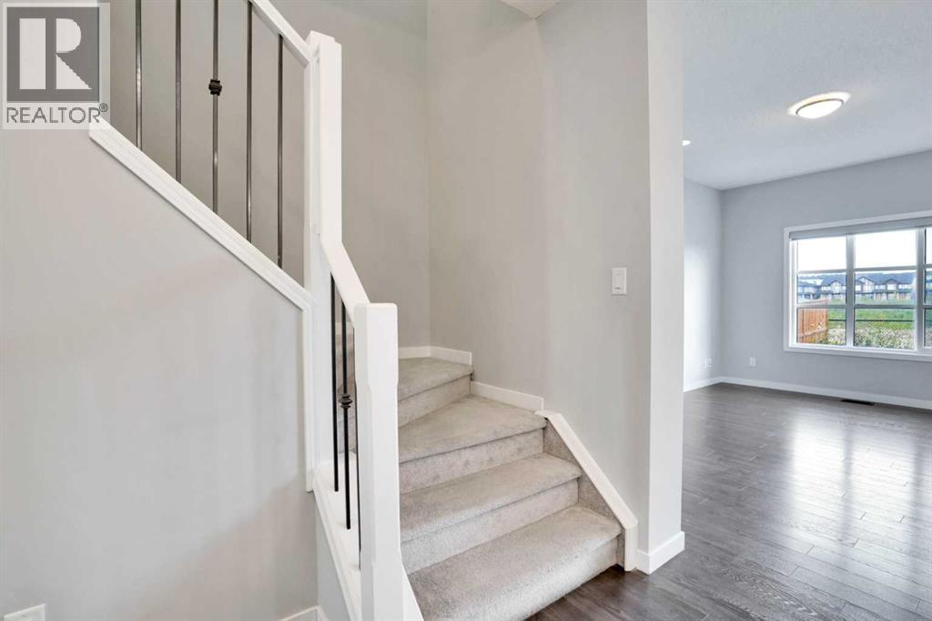 186 Carringvue Park NW