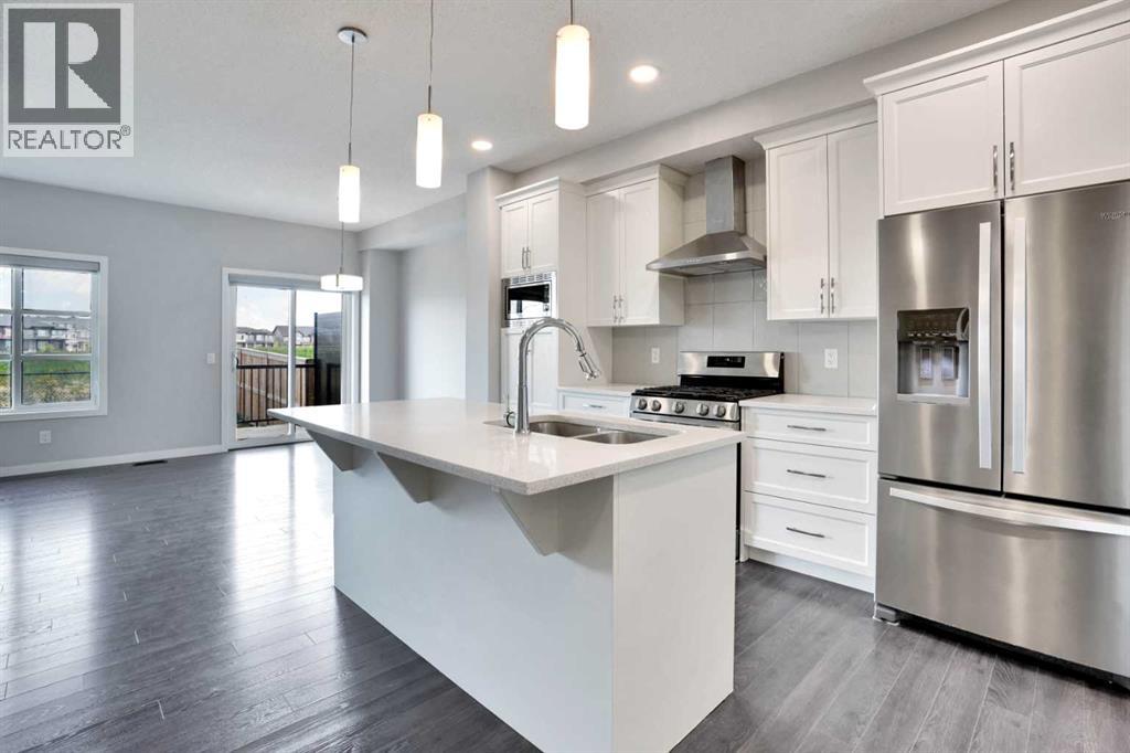 186 Carringvue Park NW