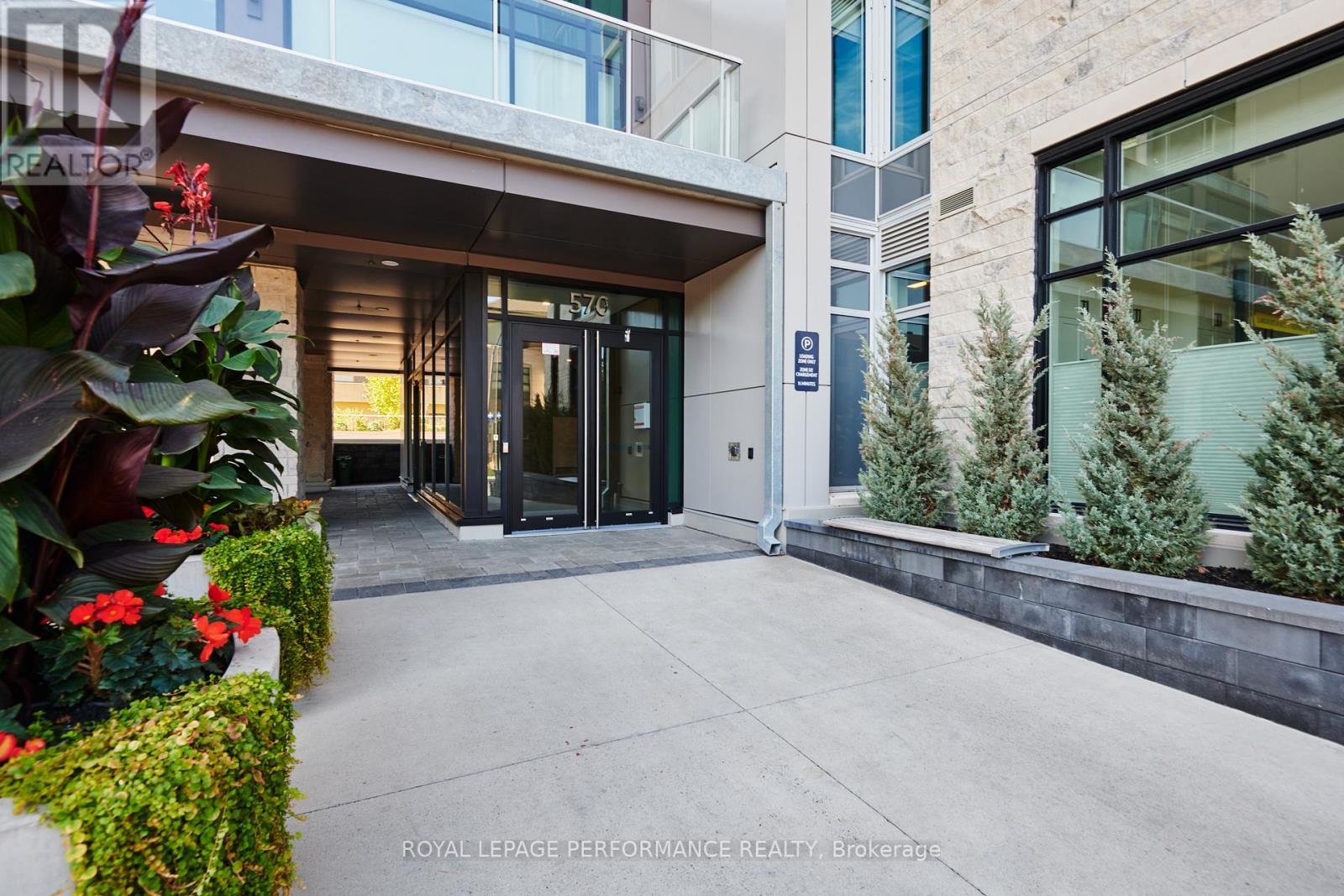 301 - 570 DE MAZENOD AVENUE