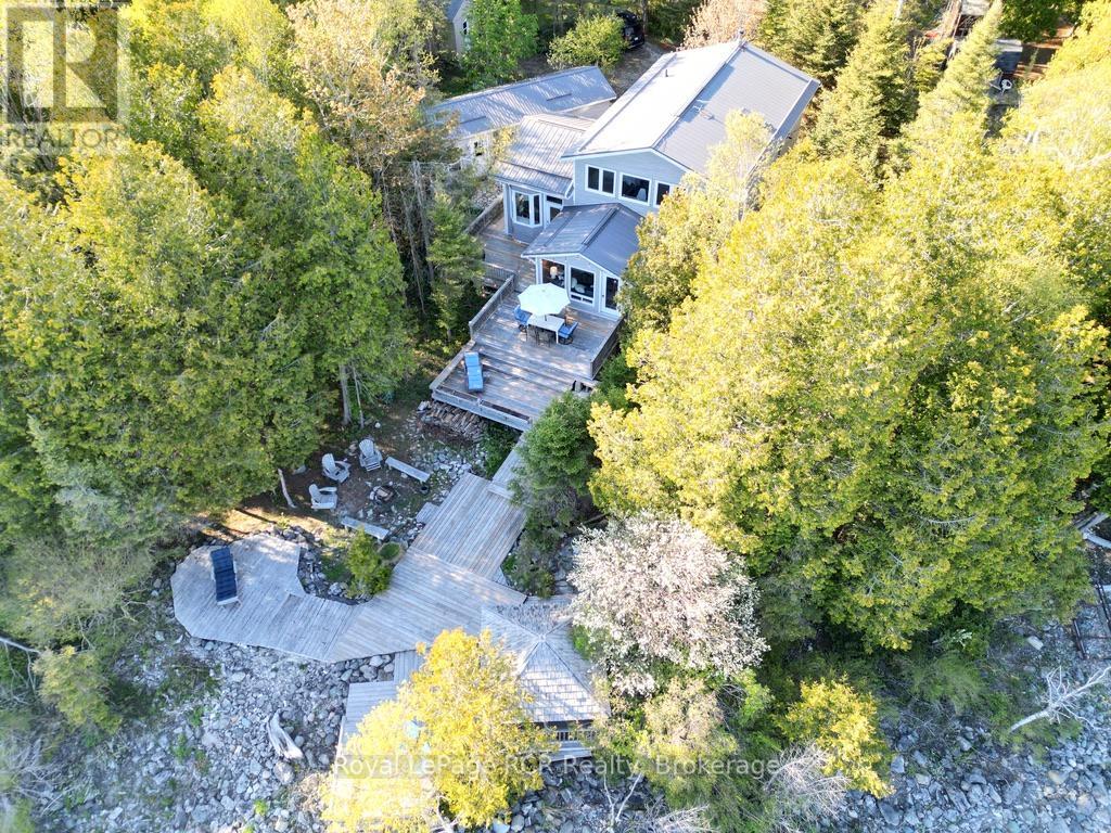 1166 DORCAS BAY ROAD