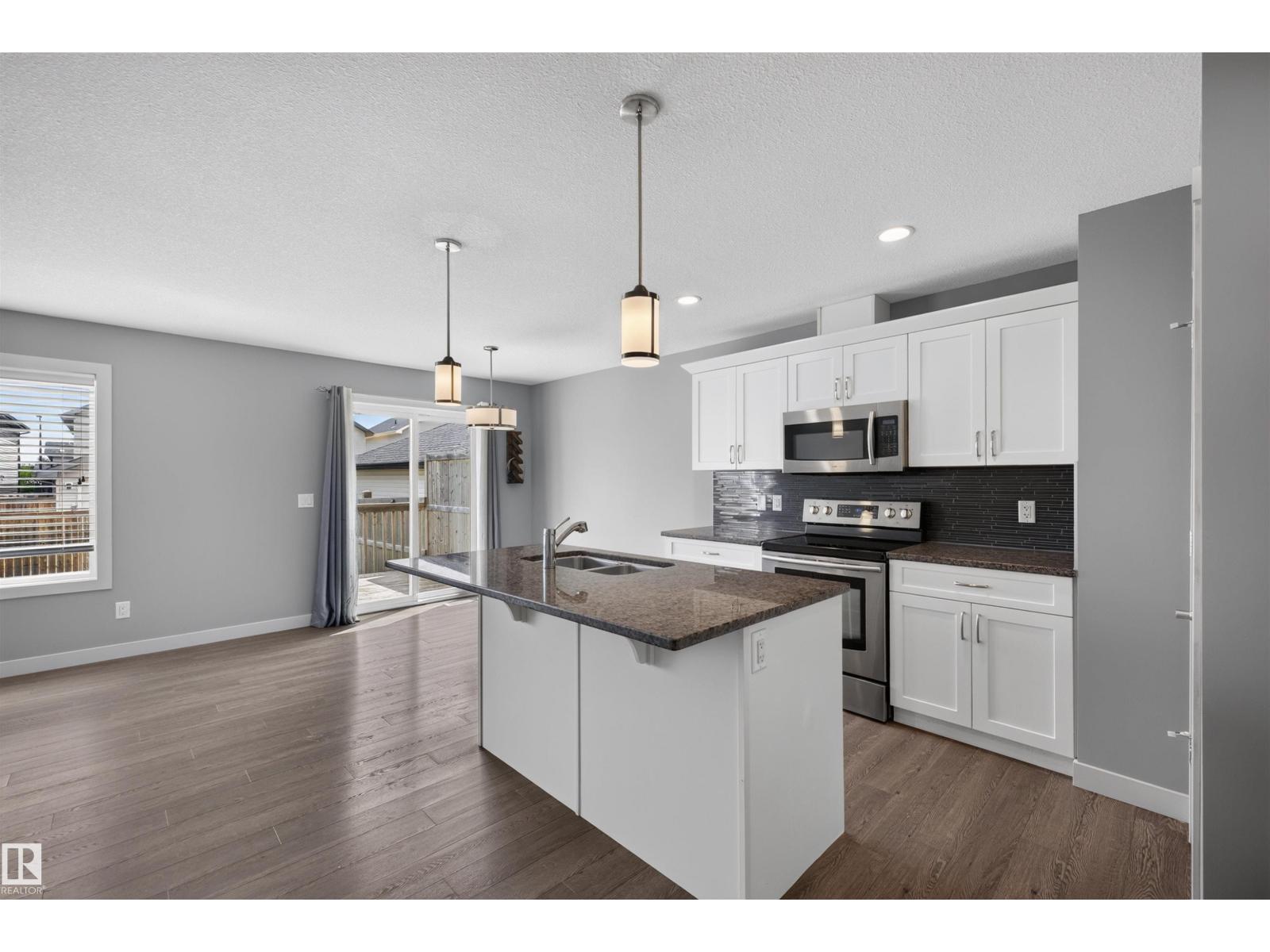 1107 162 ST SW