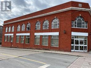 133 KING STREET W
