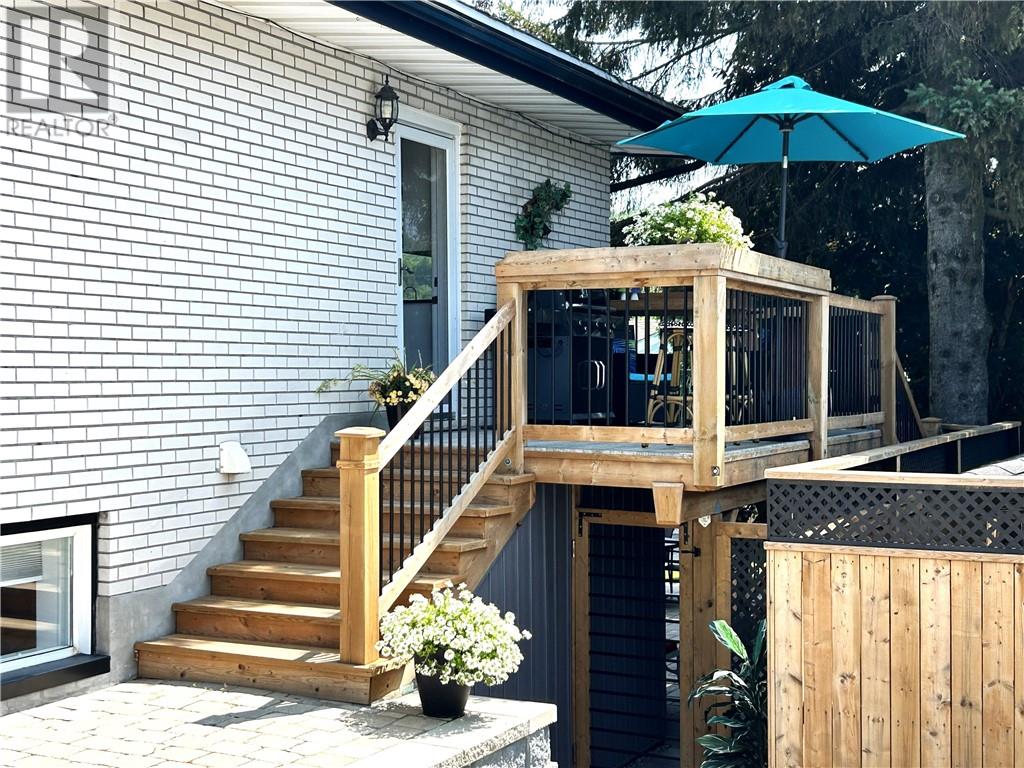 35 CEDAR Street