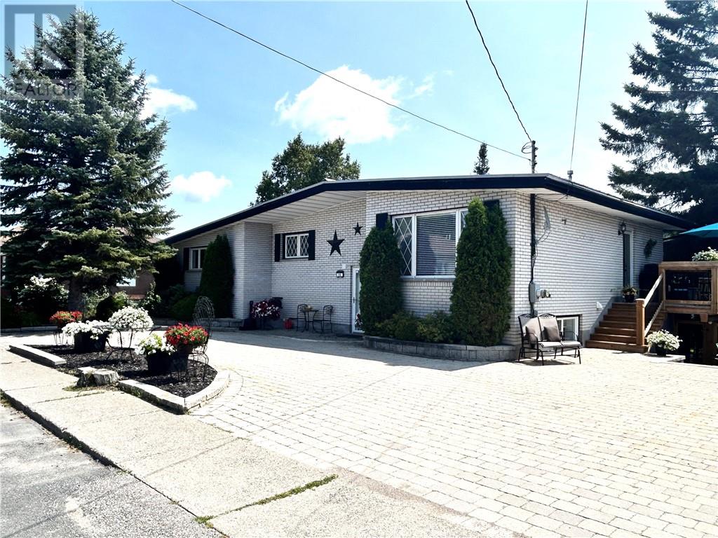 35 CEDAR Street