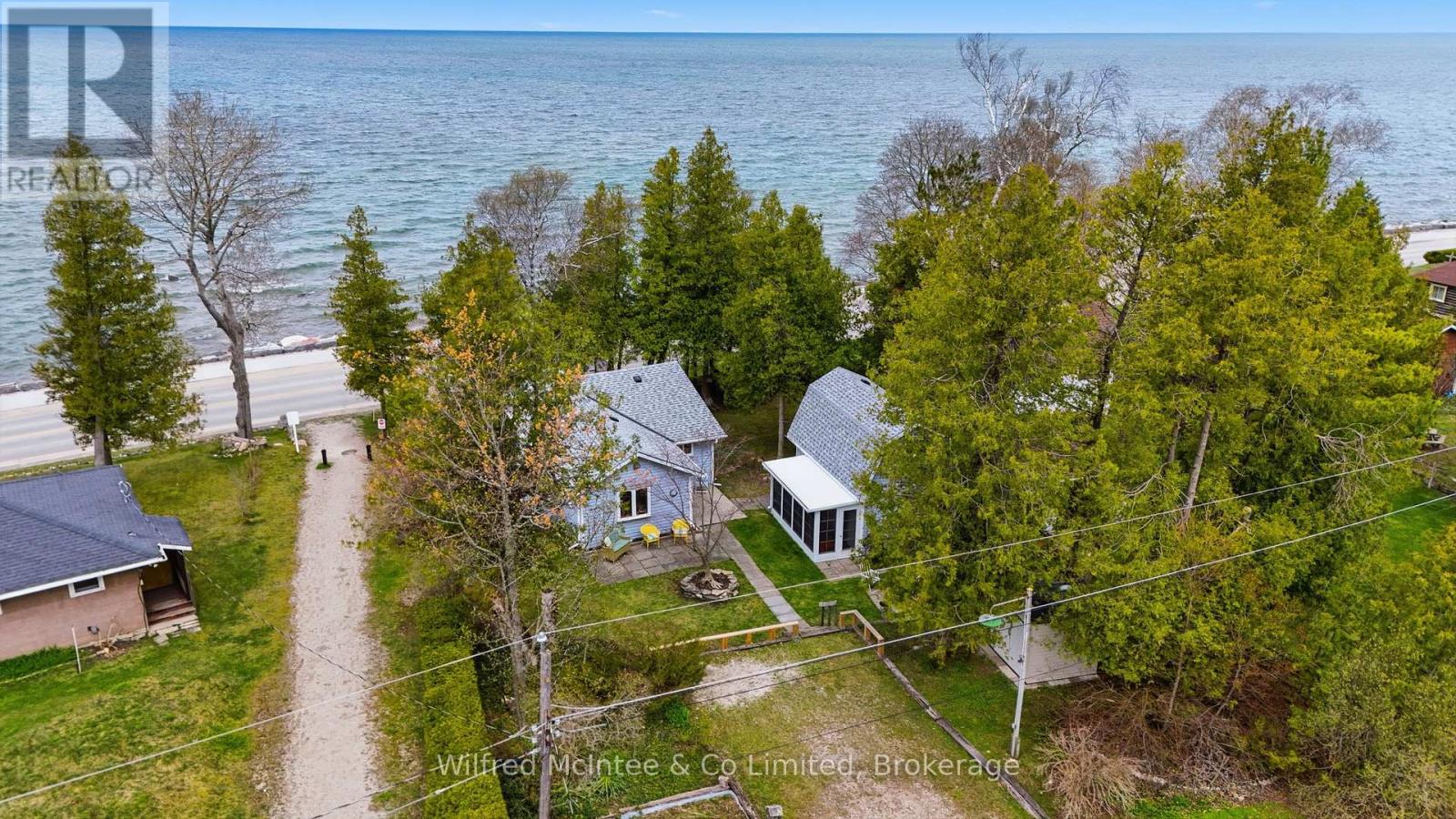 23 FENTON DRIVE