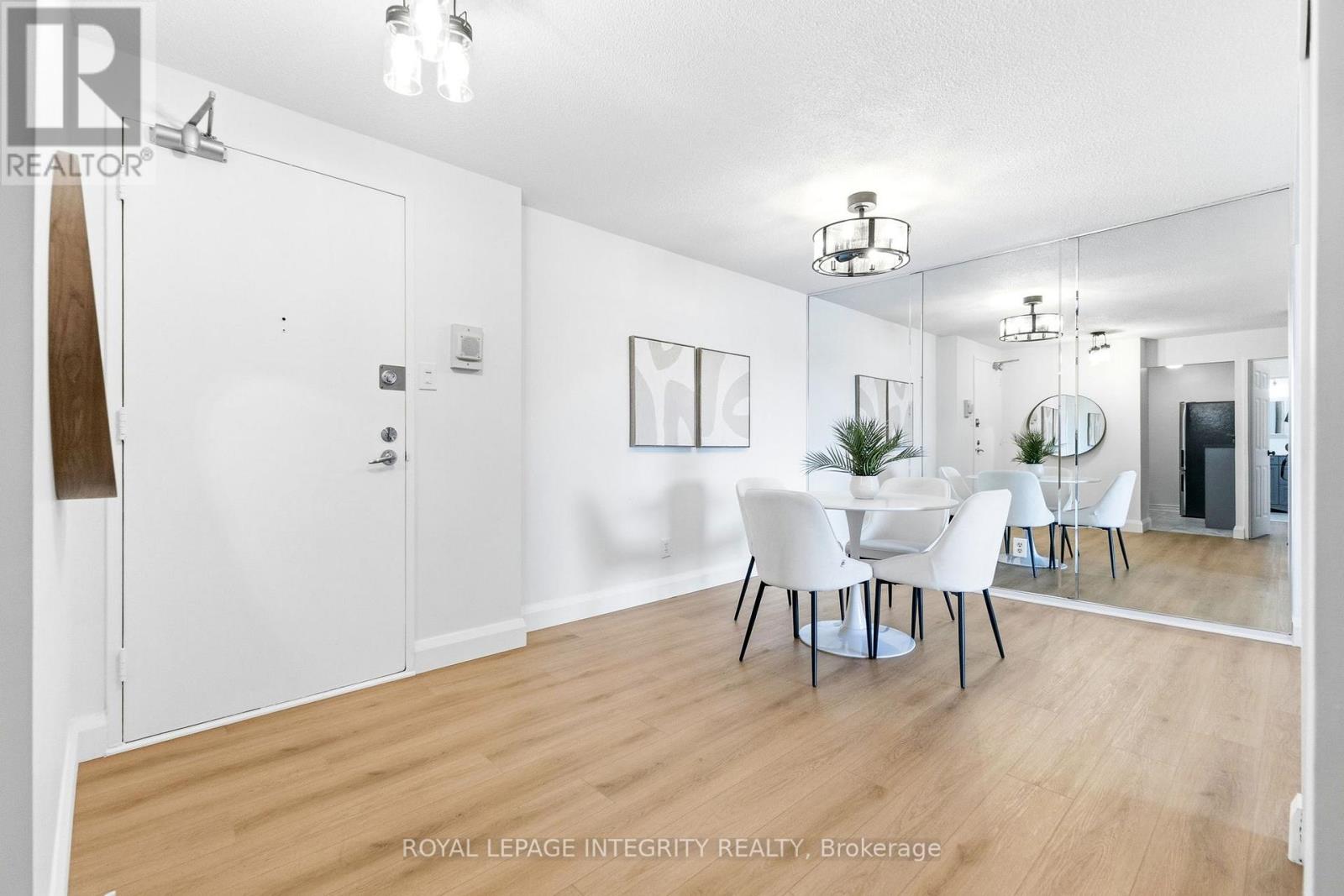 510 - 415 GREENVIEW AVENUE