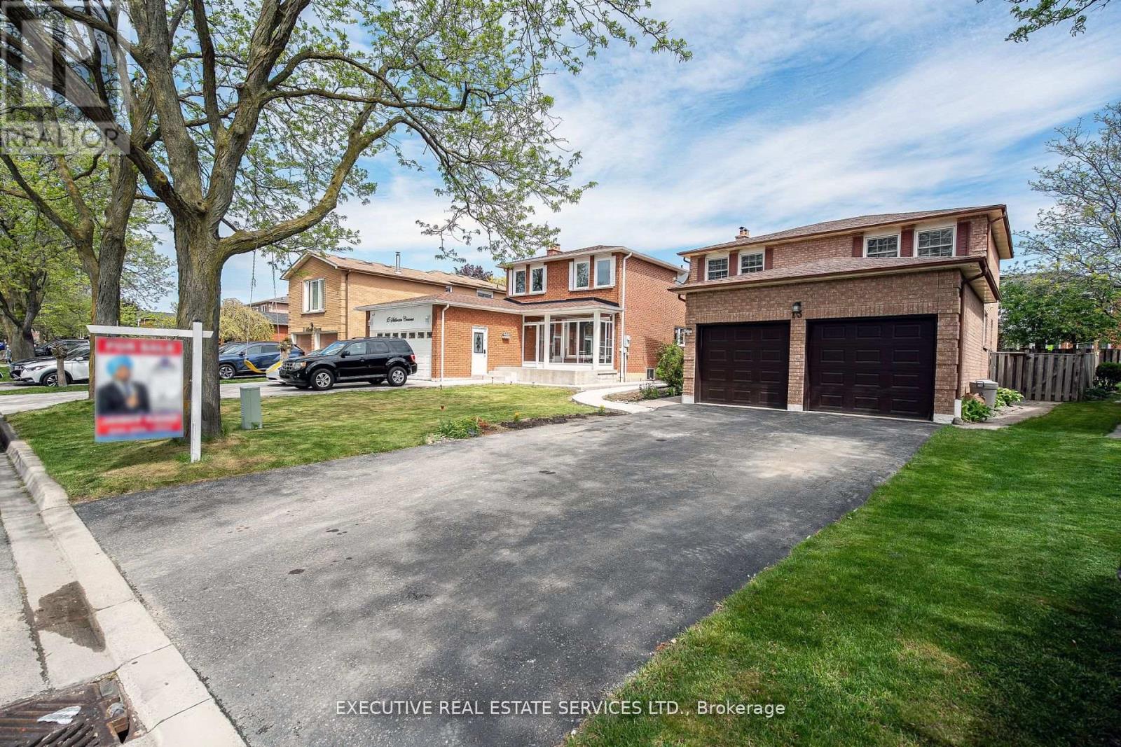 13 STILLWATER CRESCENT