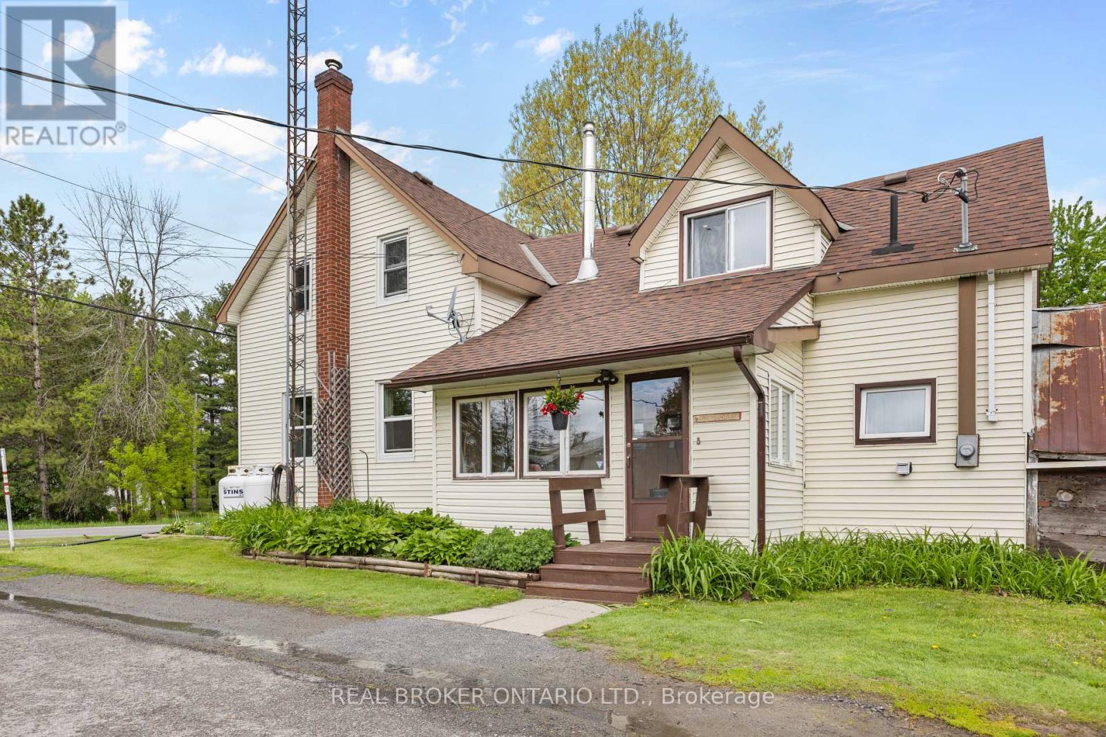 10531 KELSO STREET R.R.#2 STREET