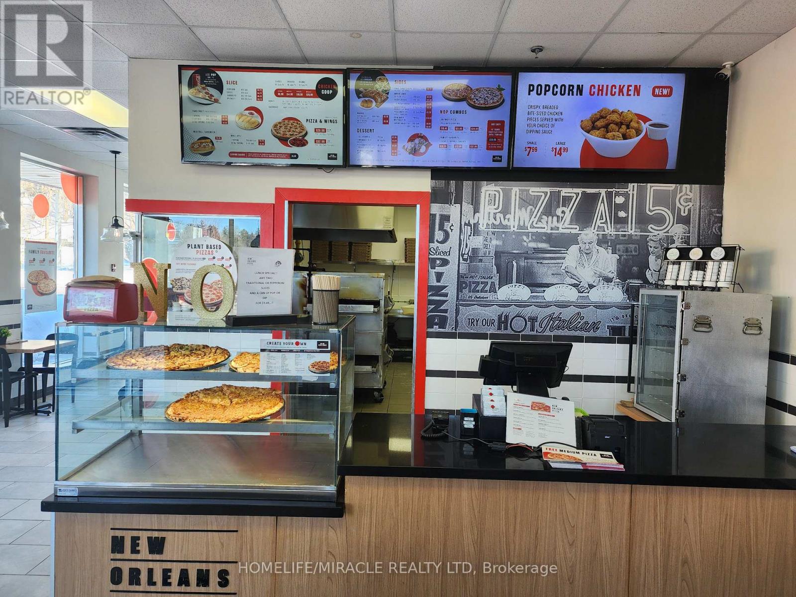 84 WELLINGTON STREET S