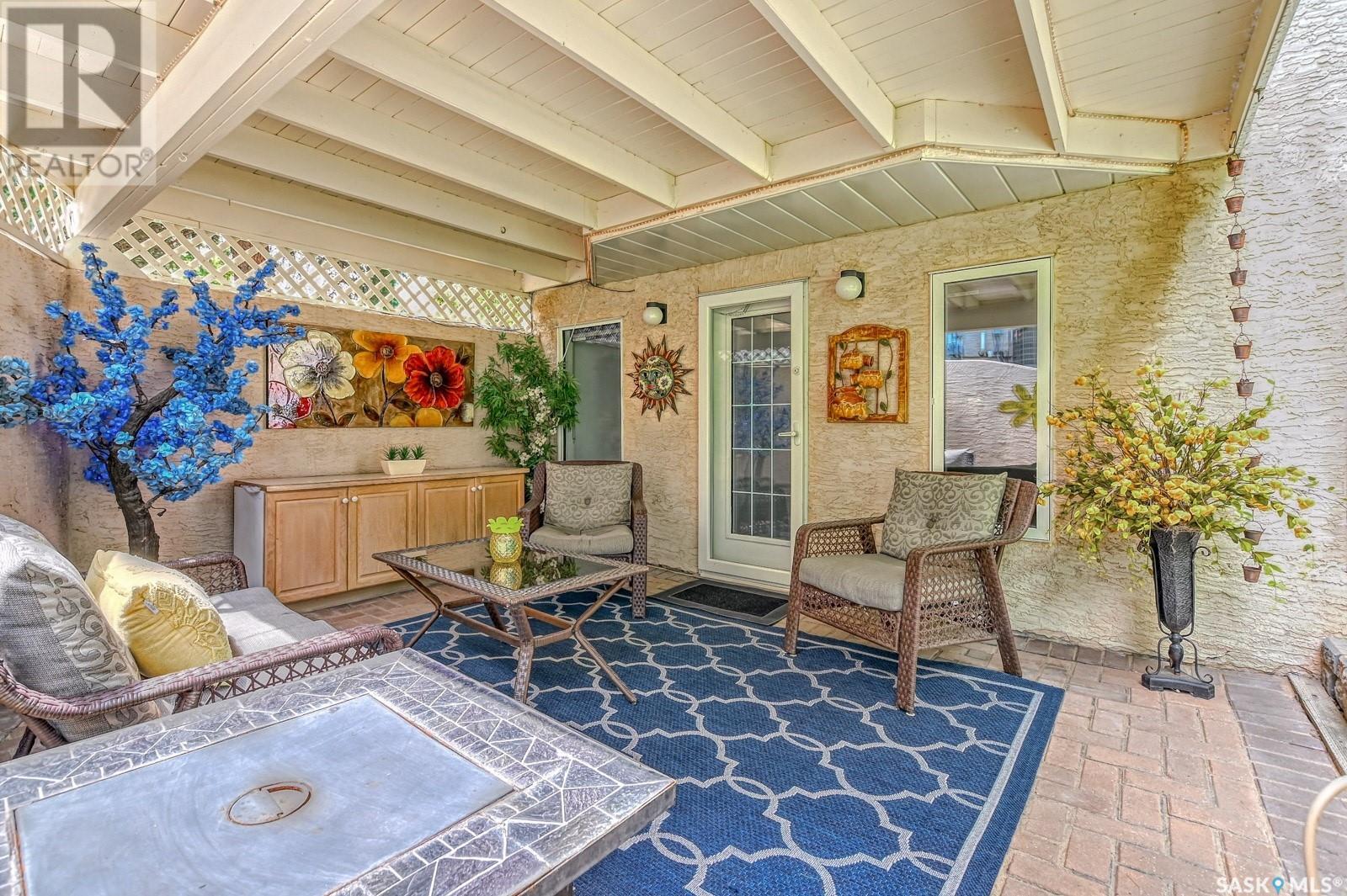 3168 Renfrew CRESCENT E