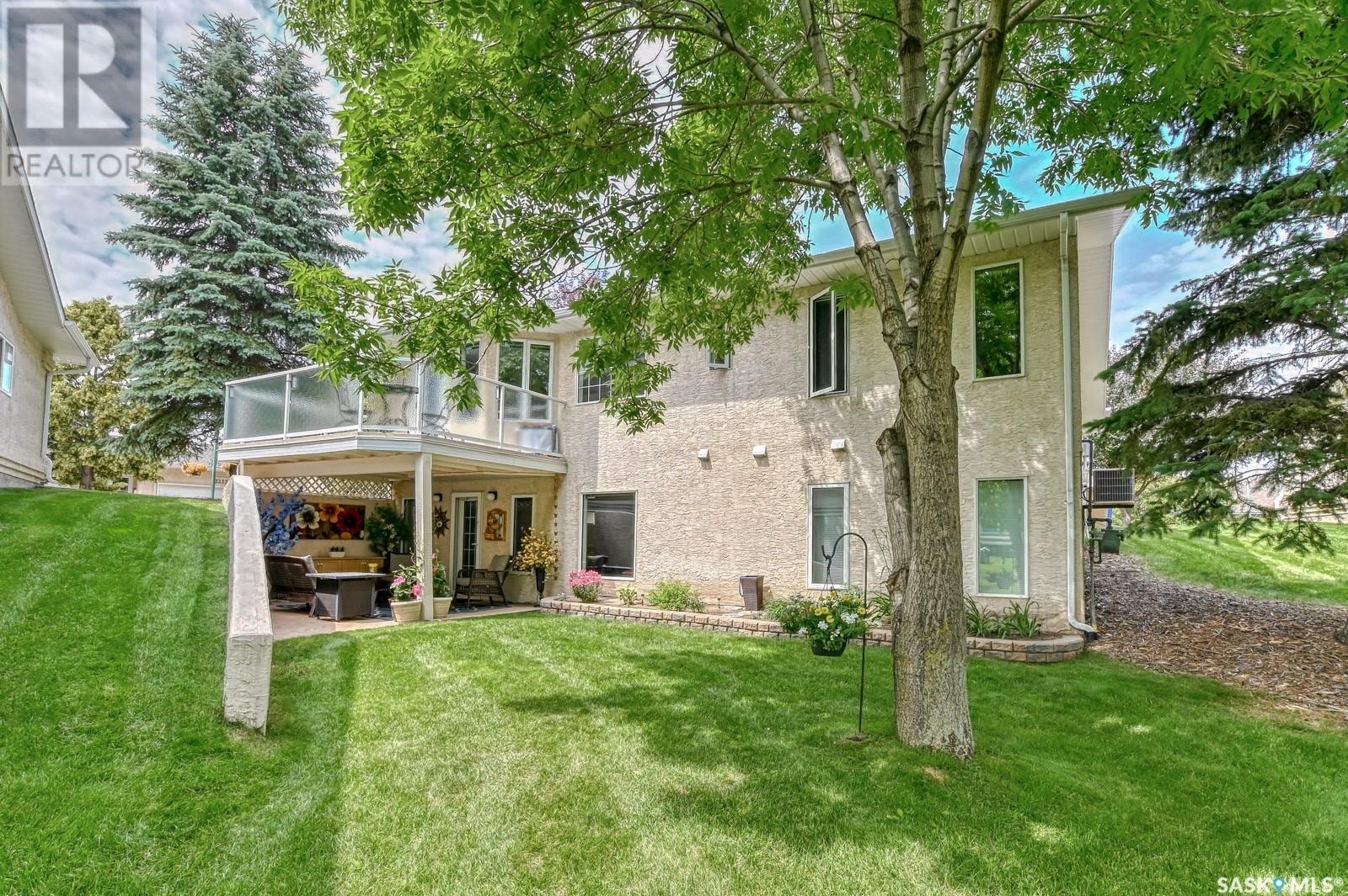3168 Renfrew CRESCENT E