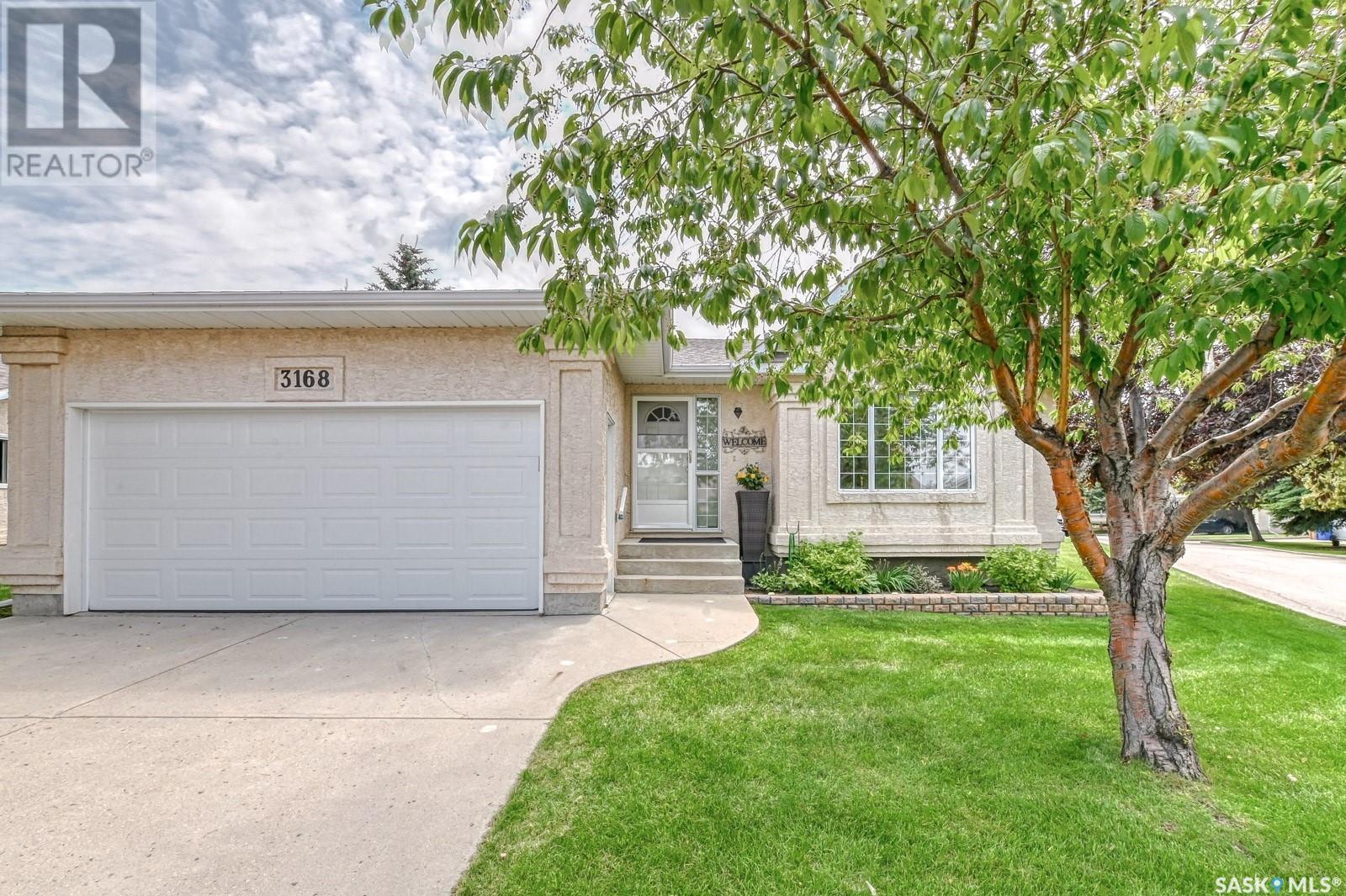 3168 Renfrew CRESCENT E