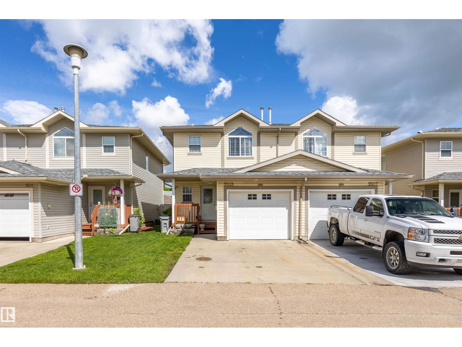 9509 99 ST