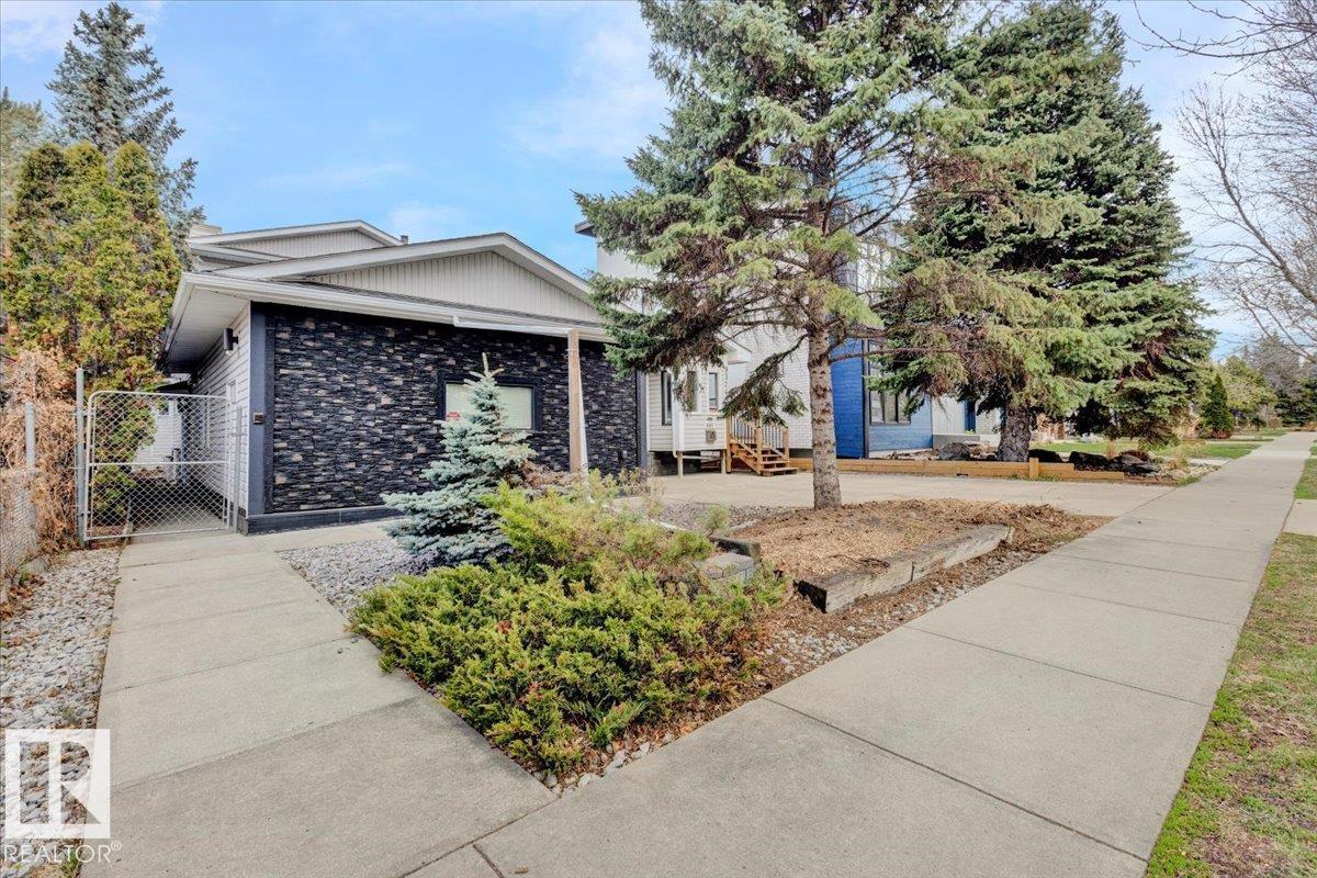 9324 75 AV NW