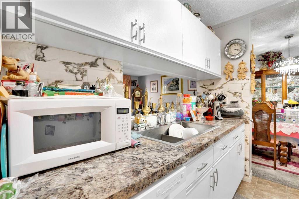 203, 21 Dover Point SE