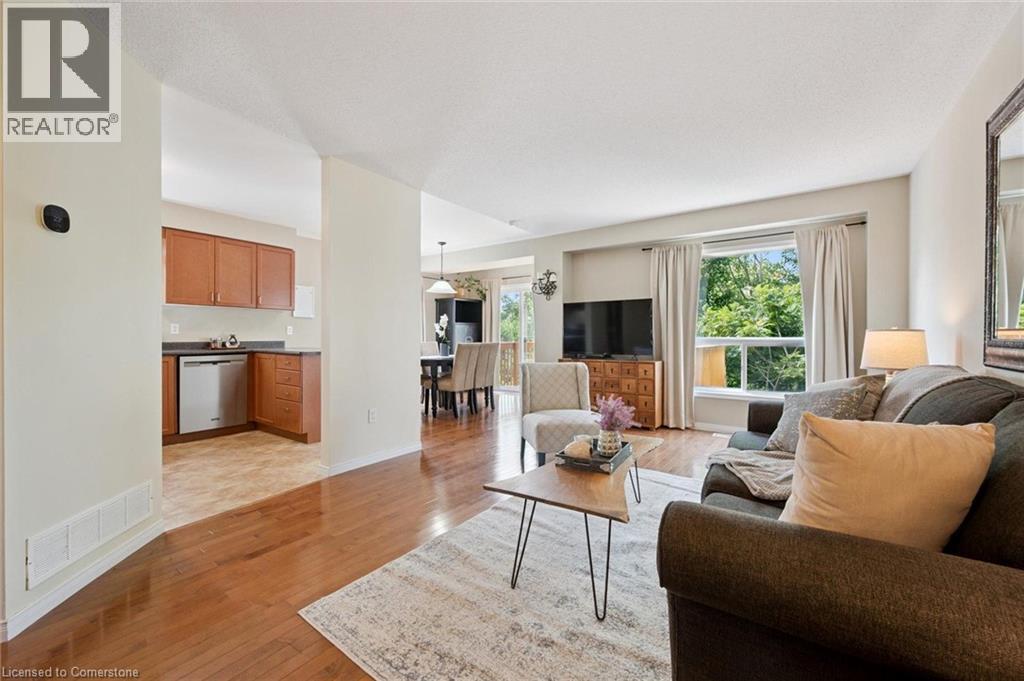 10 EUGENE Drive