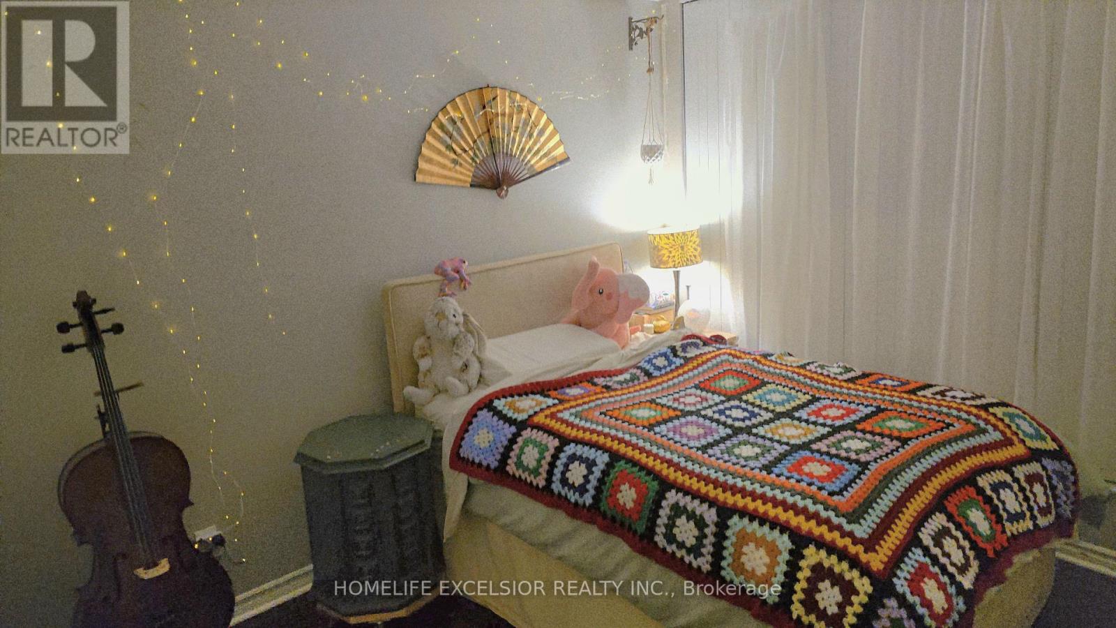 2401 - 60 BYNG AVENUE