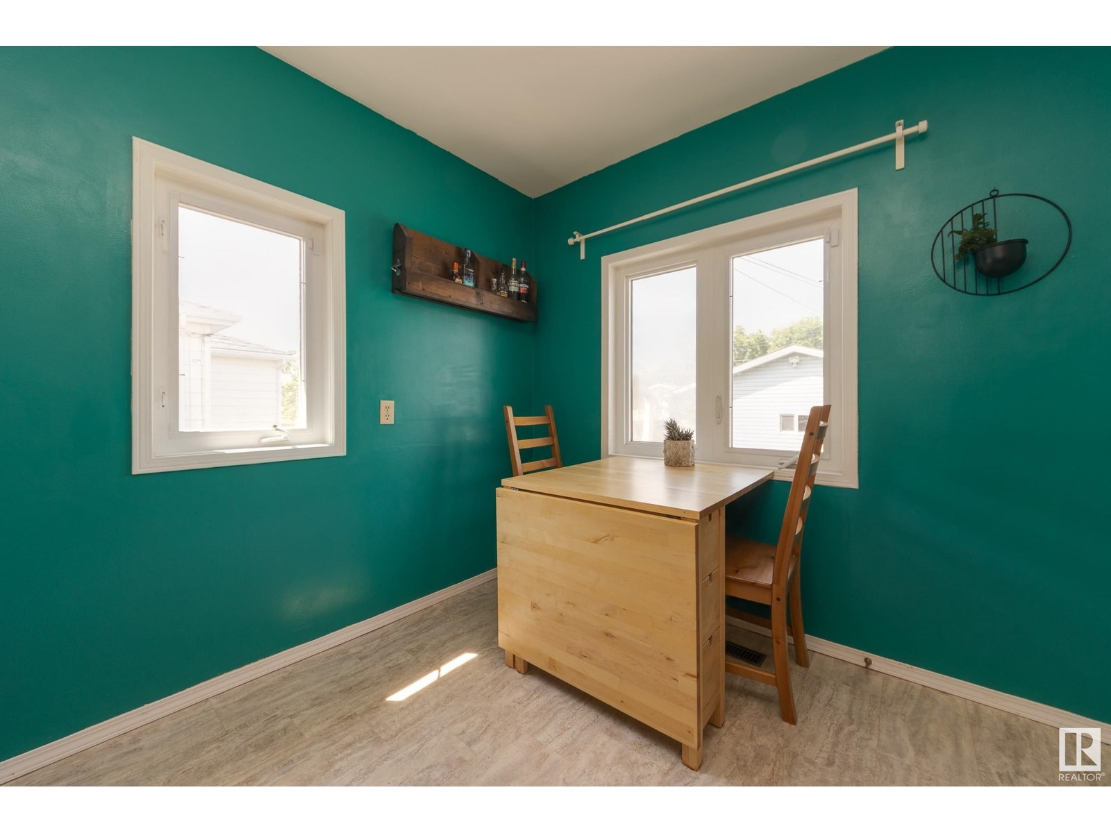 12314 90 ST NW
