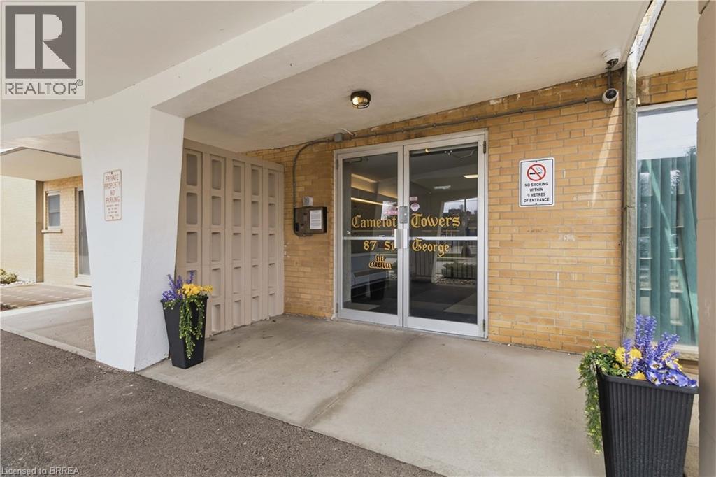 87 ST GEORGE Street Unit# 305