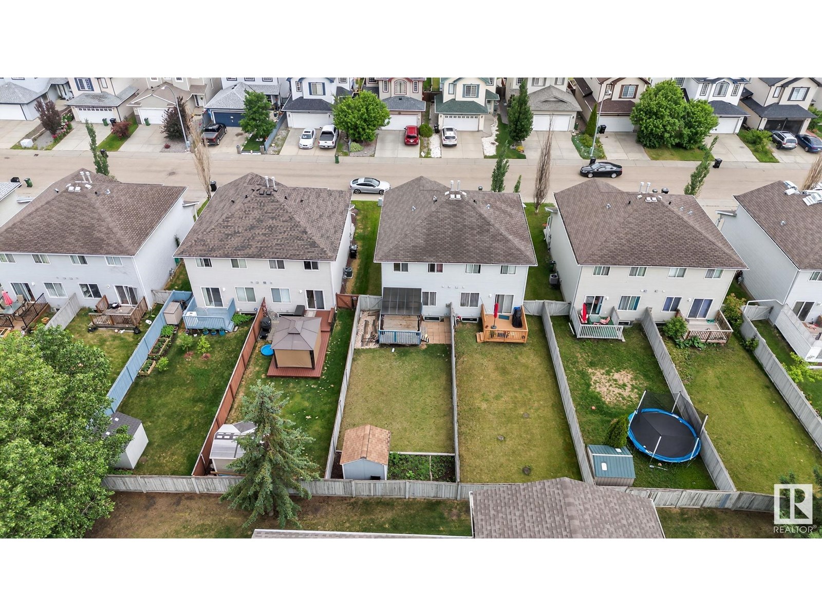 13846 37 ST NW