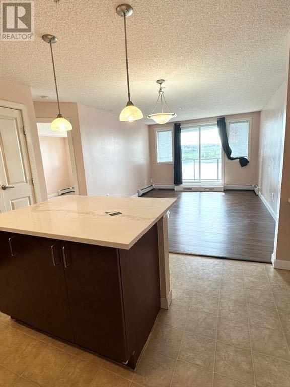 309, 108 Country Village Circle NE