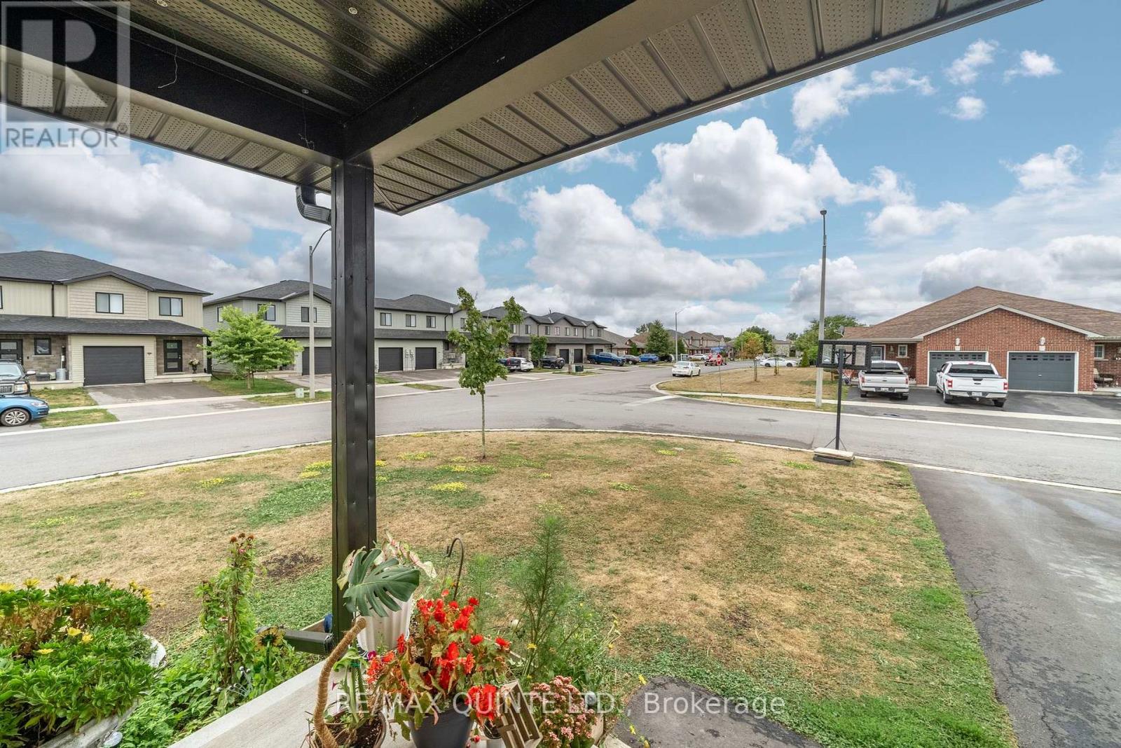 121 KANVERS WAY