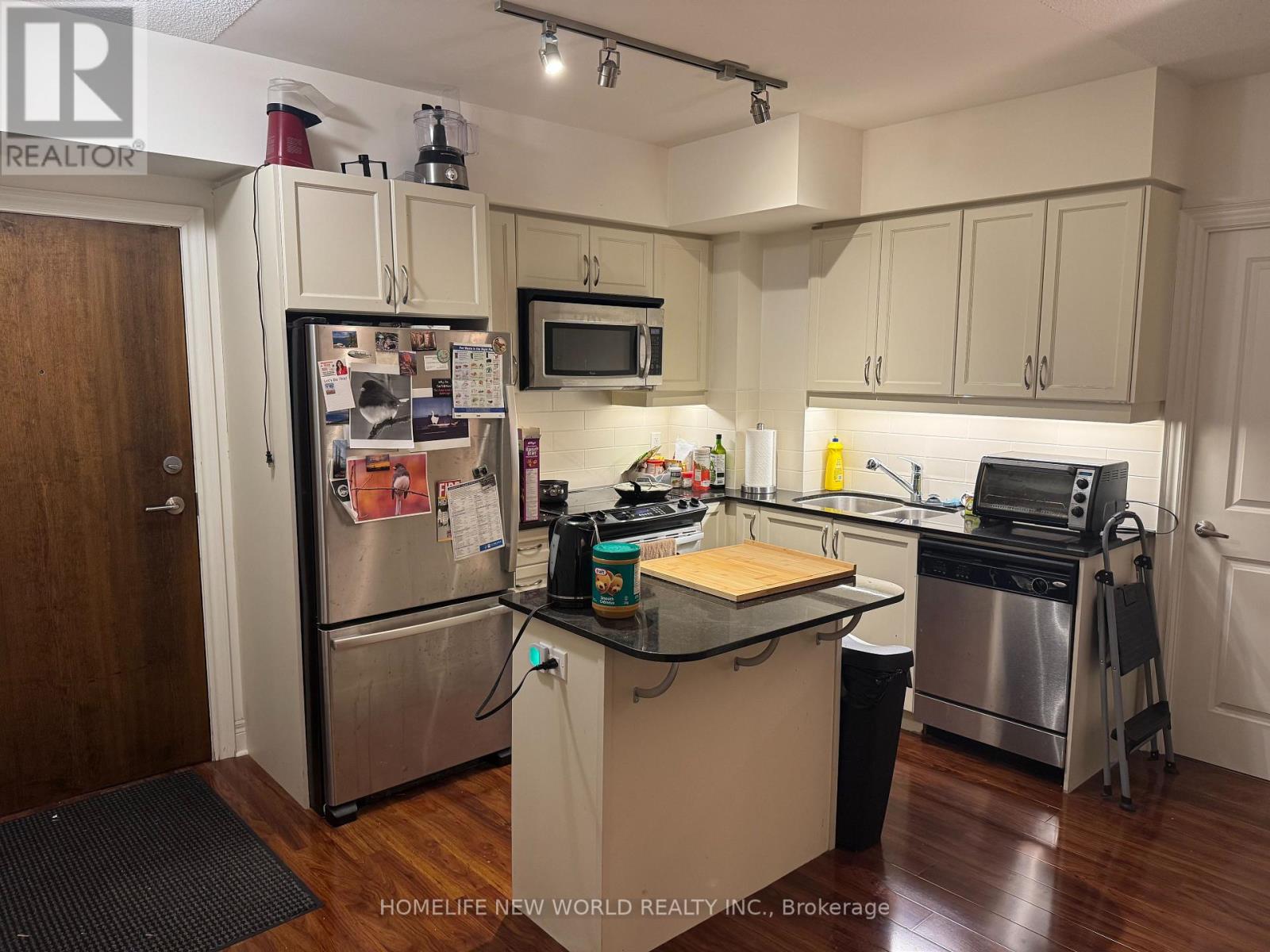 309 - 701 SHEPPARD AVENUE W