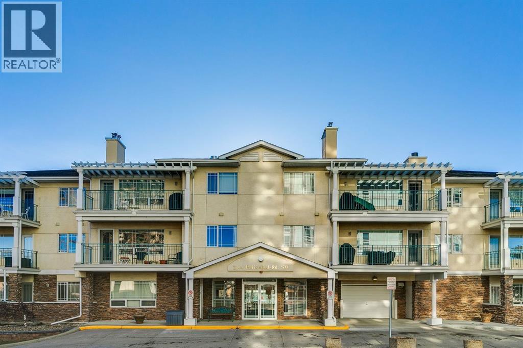 318, 2144 Paliswood Road SW