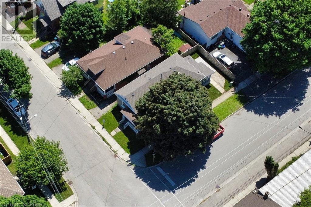 105 CATHARINE Avenue