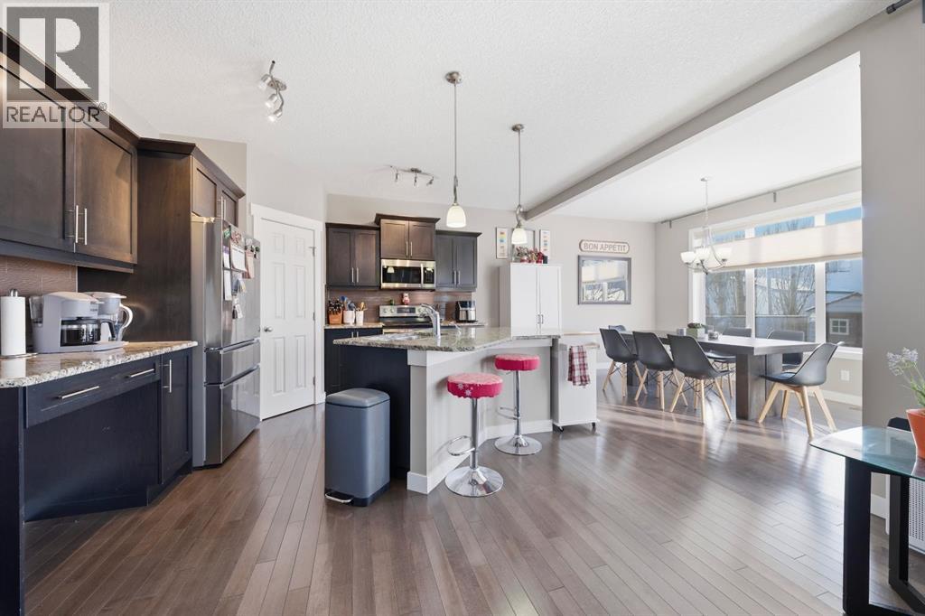 639 Copperpond Circle SE