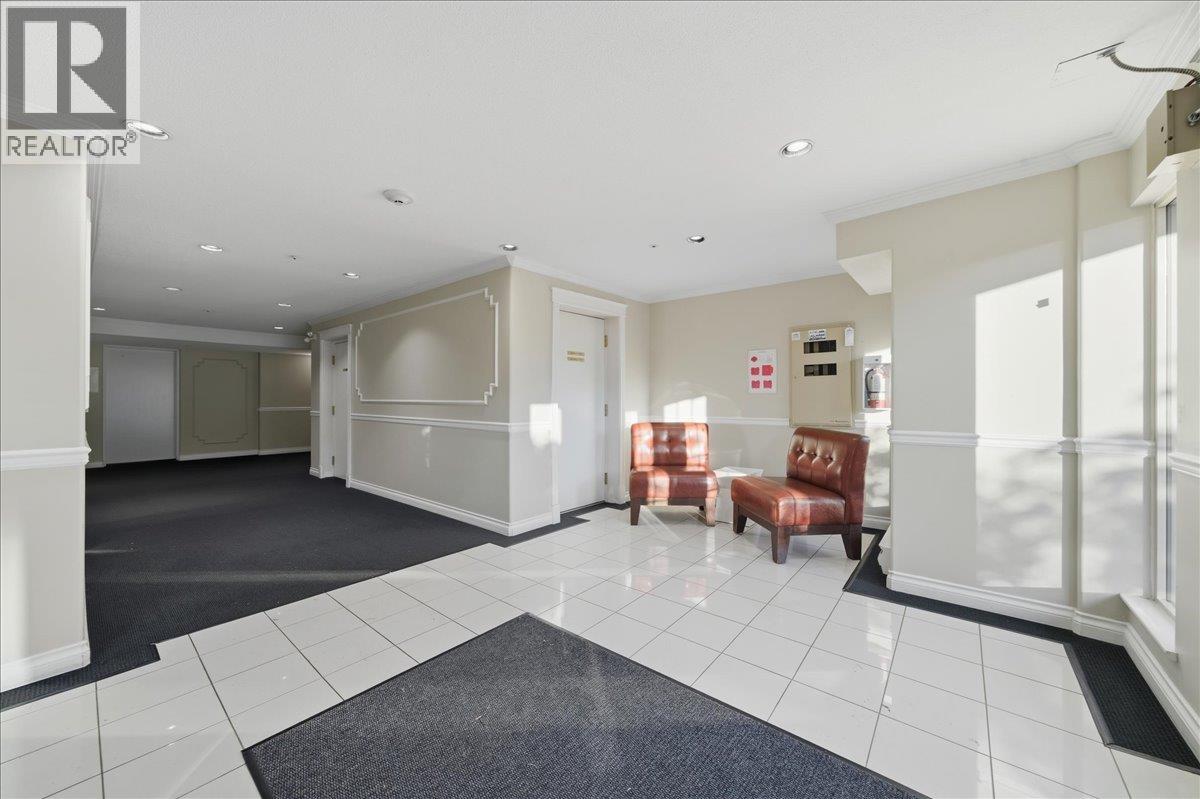 105 2345 CENTRAL AVENUE