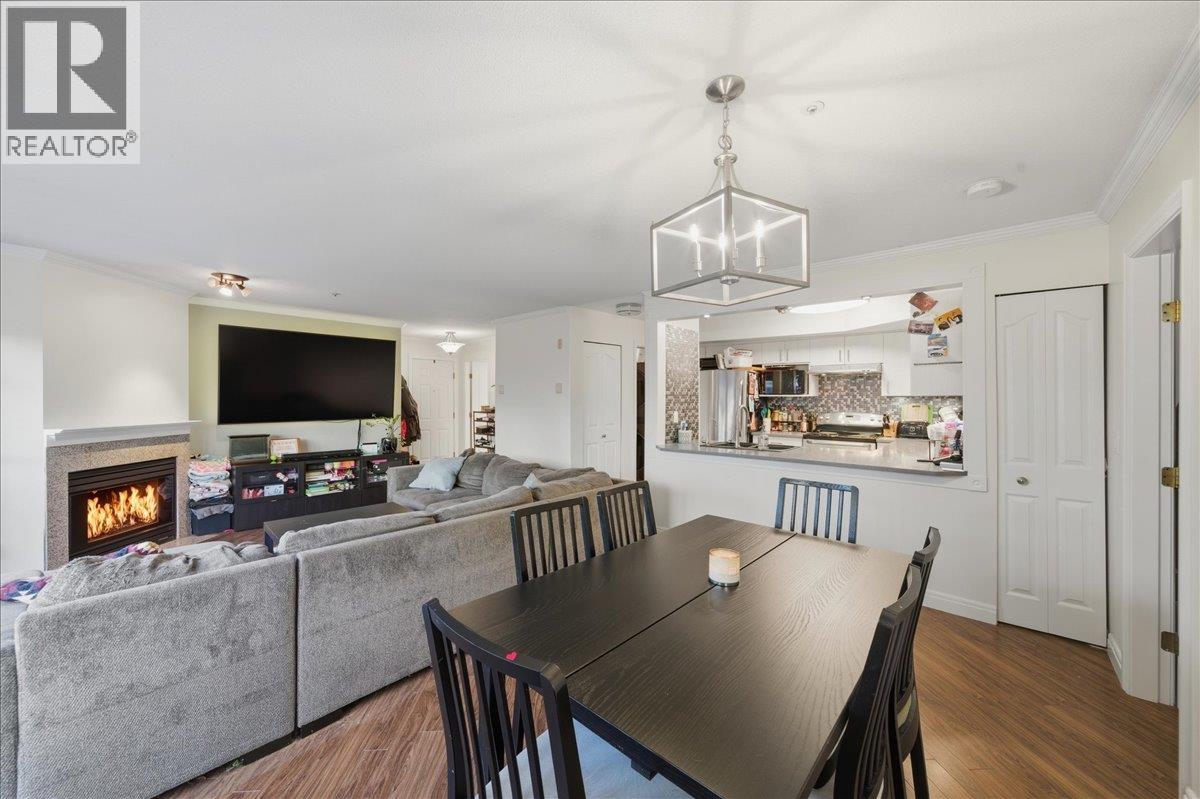 105 2345 CENTRAL AVENUE