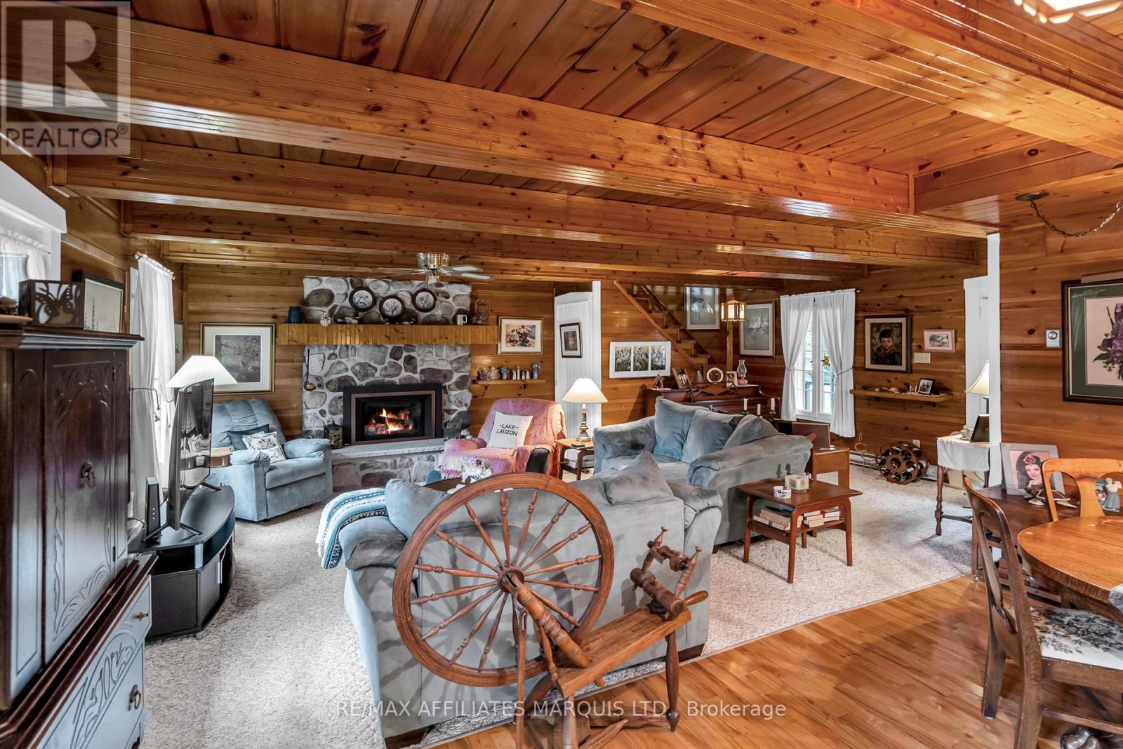 17228 HEADLINE ROAD W