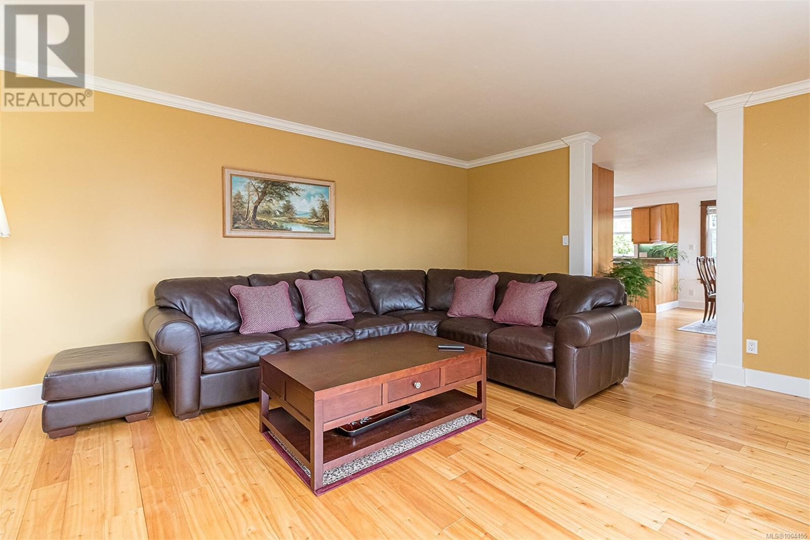 281 Bessborough Ave