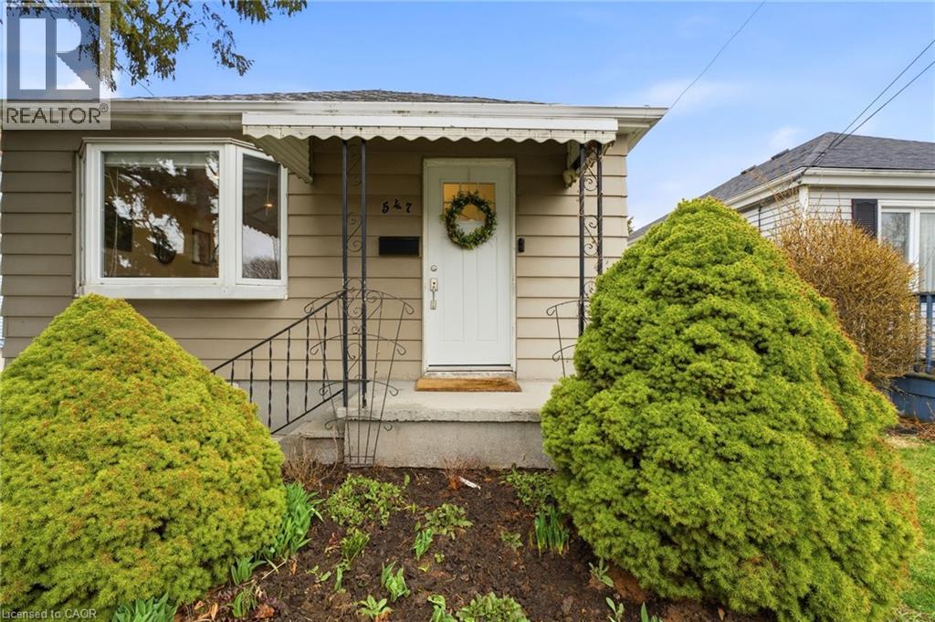 547 COCHRANE Road
