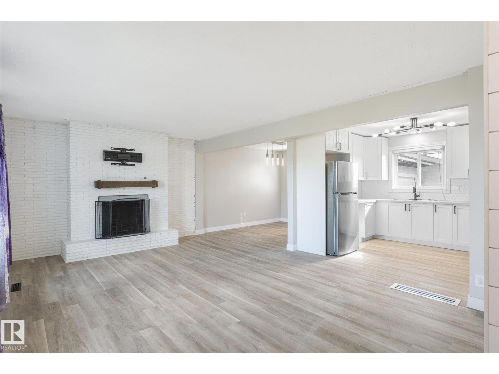 13543 139 ST NW