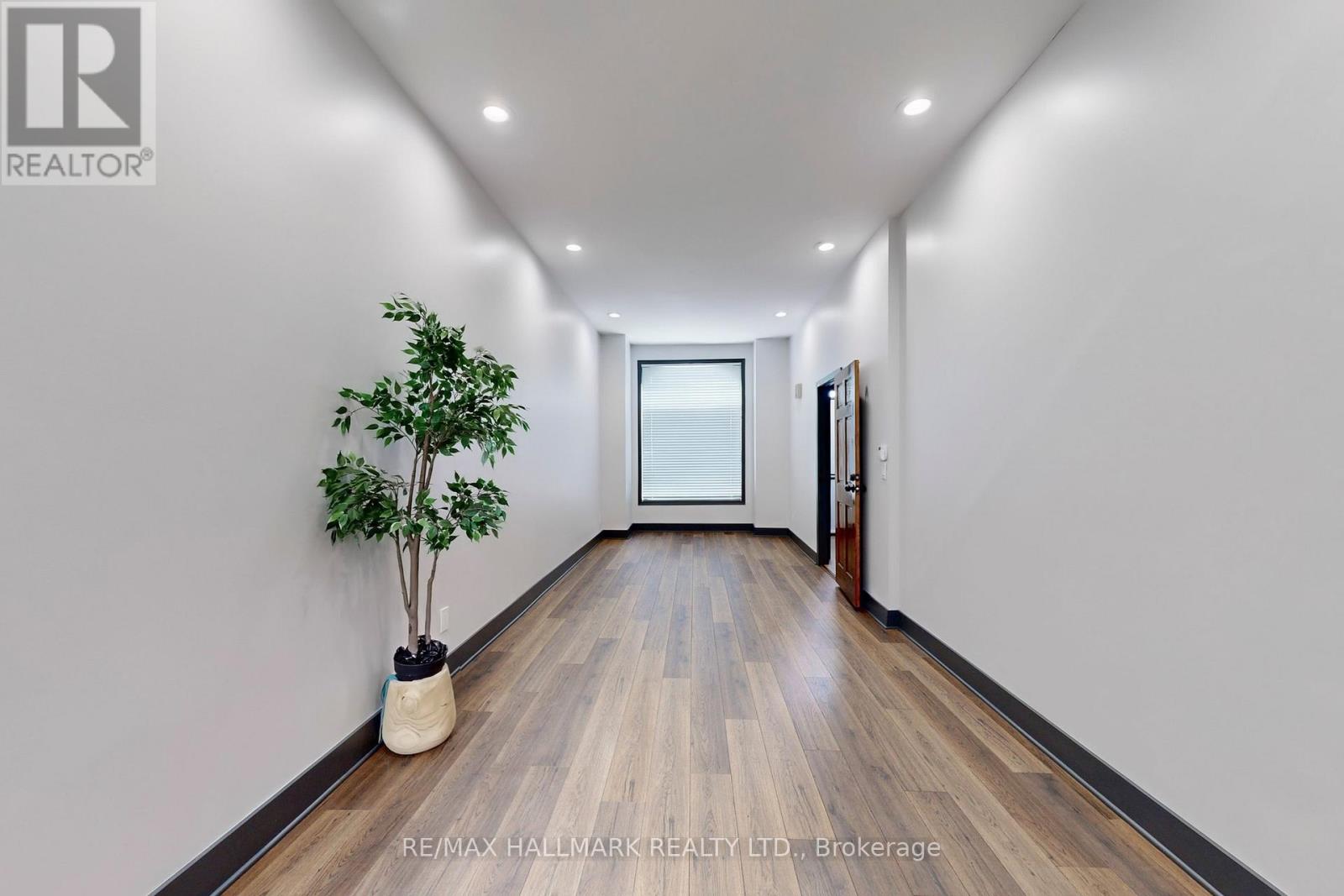 148 PARLIAMENT STREET