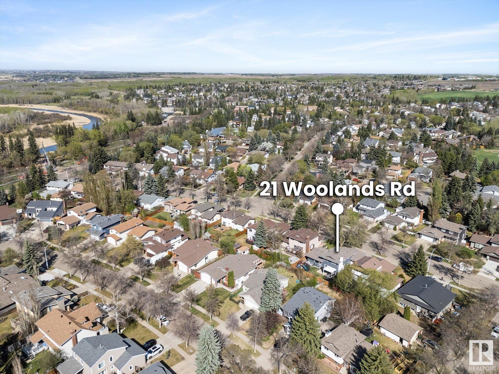 21 WOODLANDS RD