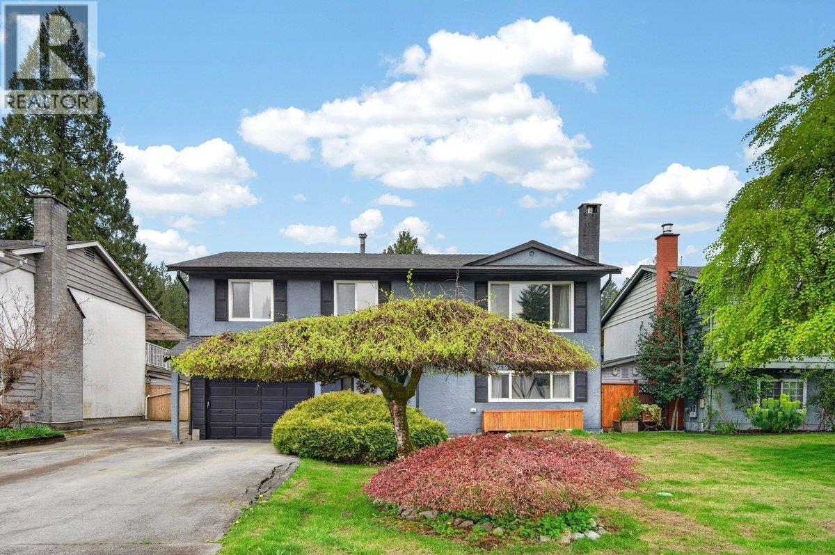 3833 KILLARNEY STREET