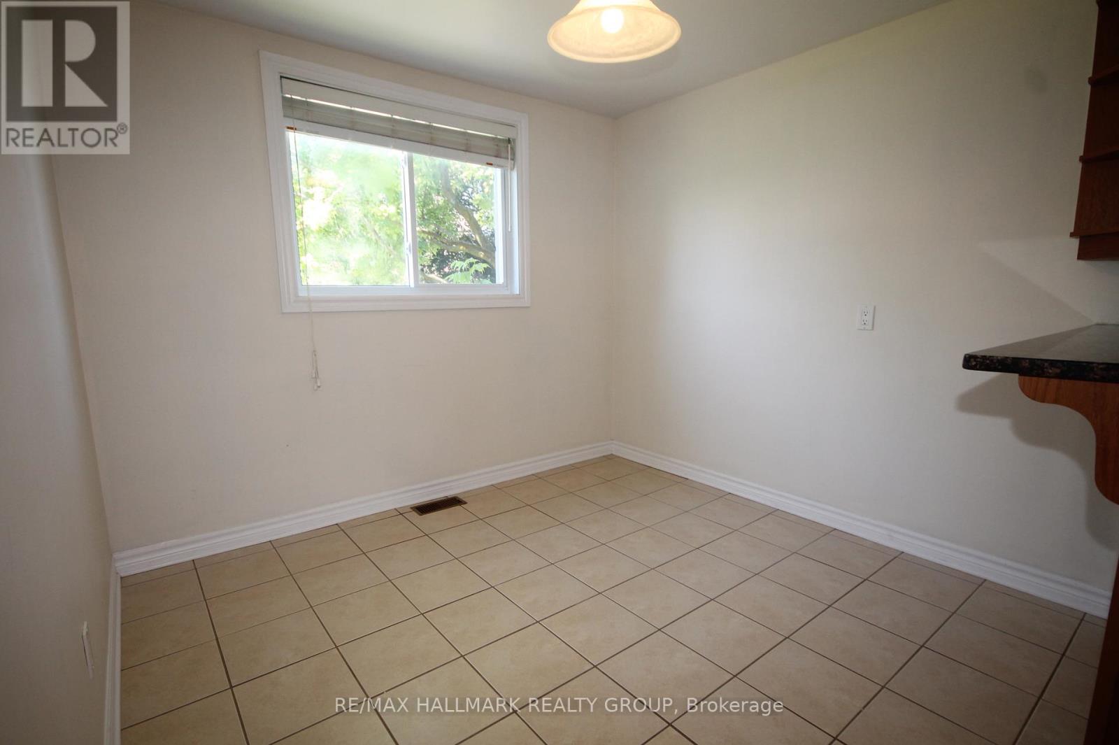 37 B GLENRIDGE ROAD