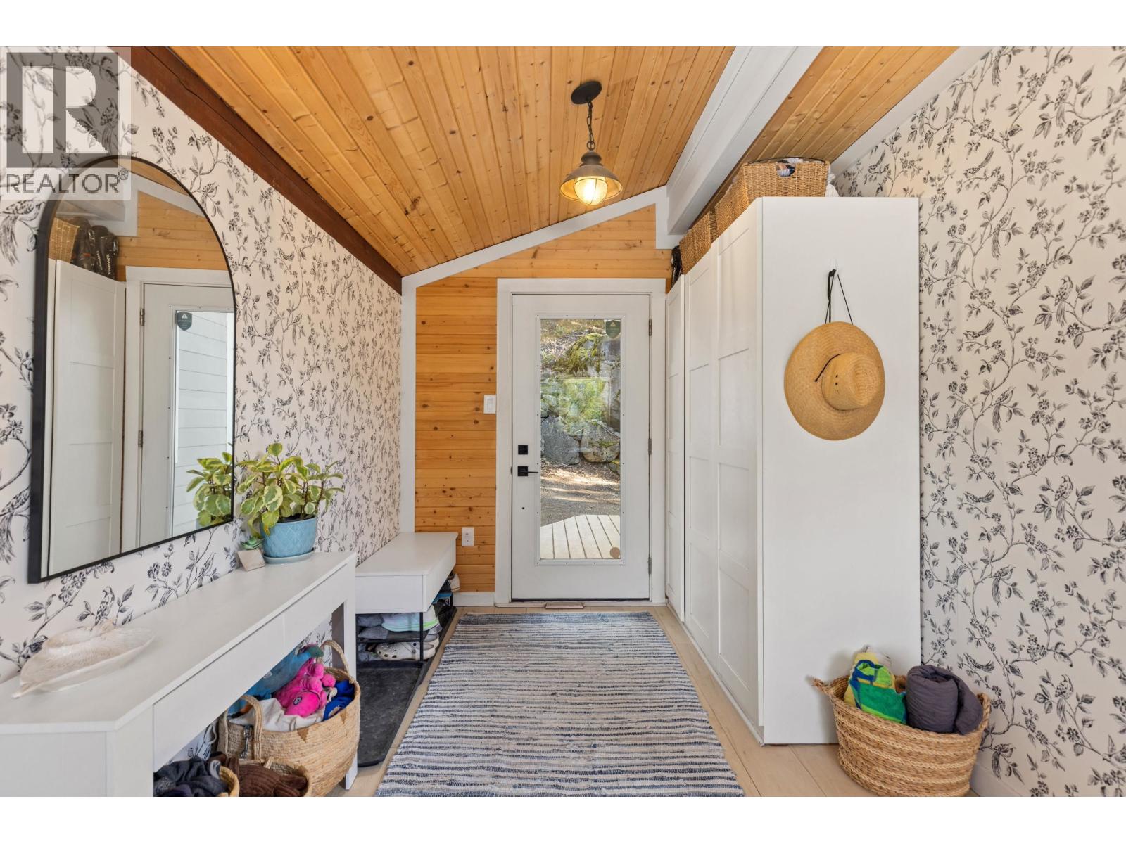 144 6500 IN-SHUCK-CH FOREST SERVICE ROAD