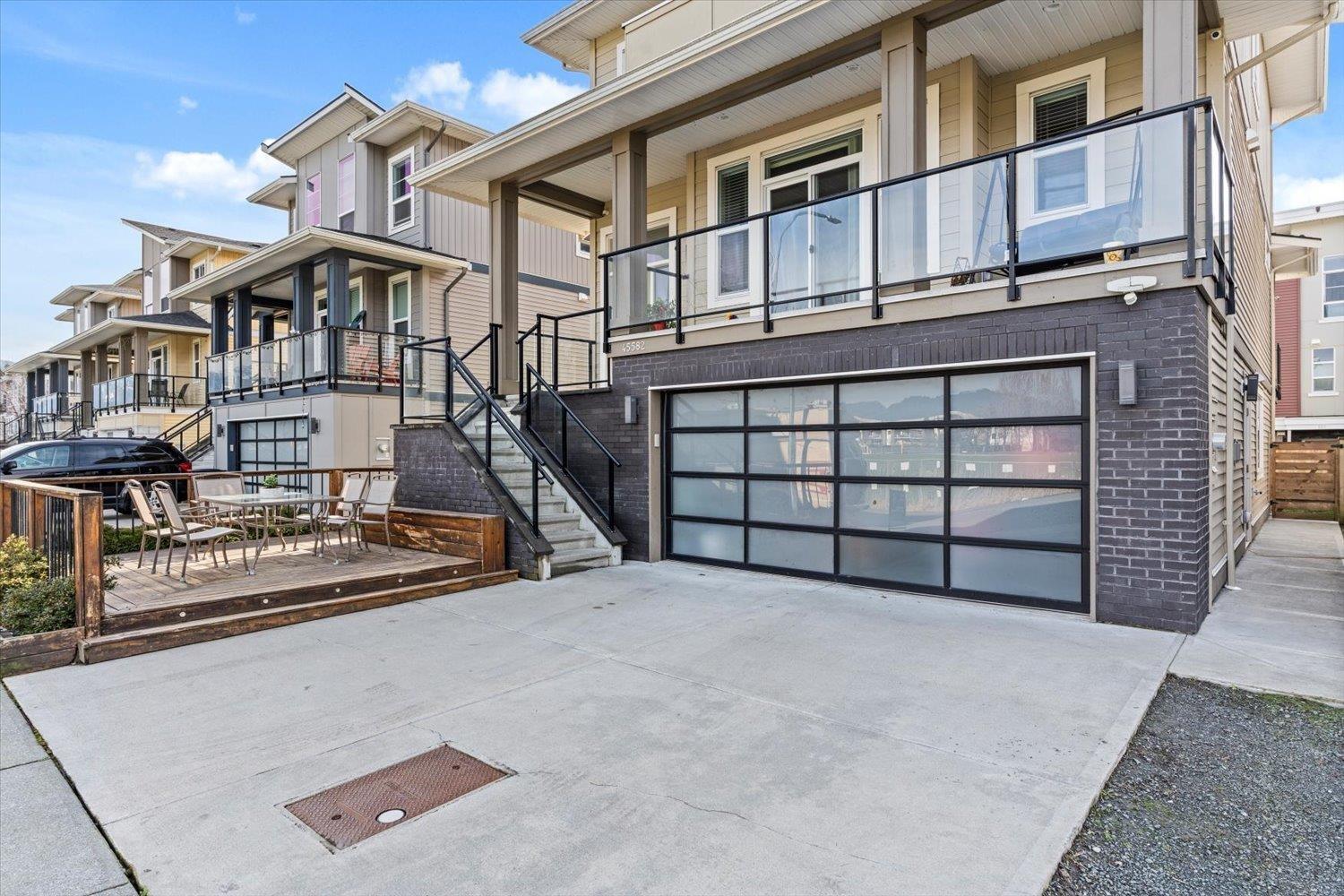 45582 MEADOWBROOK DRIVE|Chilliwack Proper South