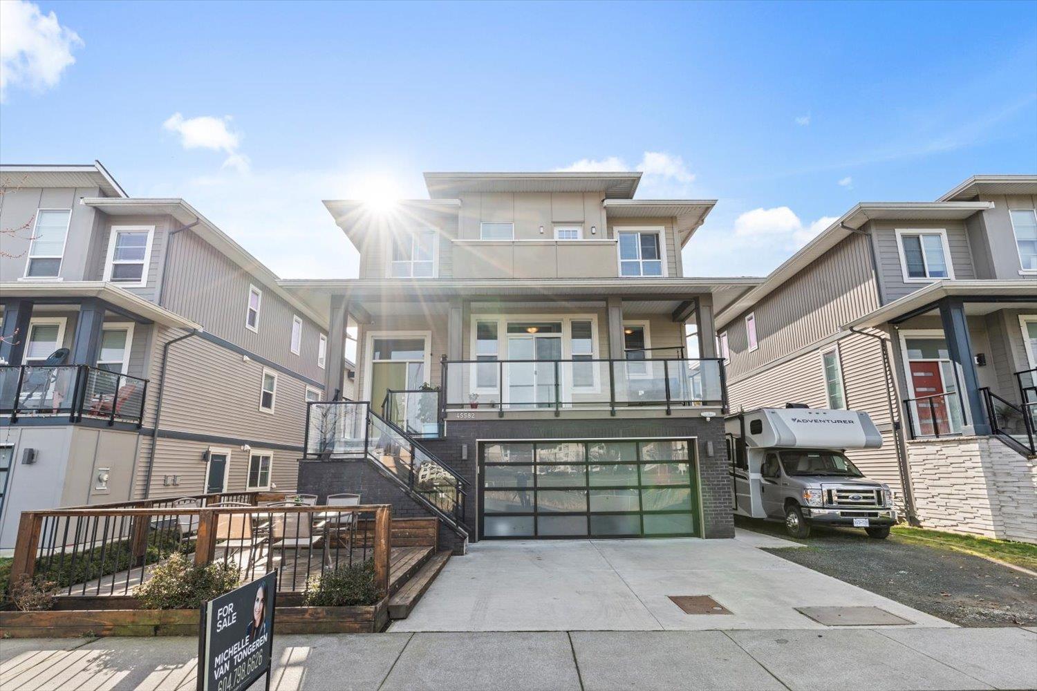 45582 MEADOWBROOK DRIVE|Chilliwack Proper South