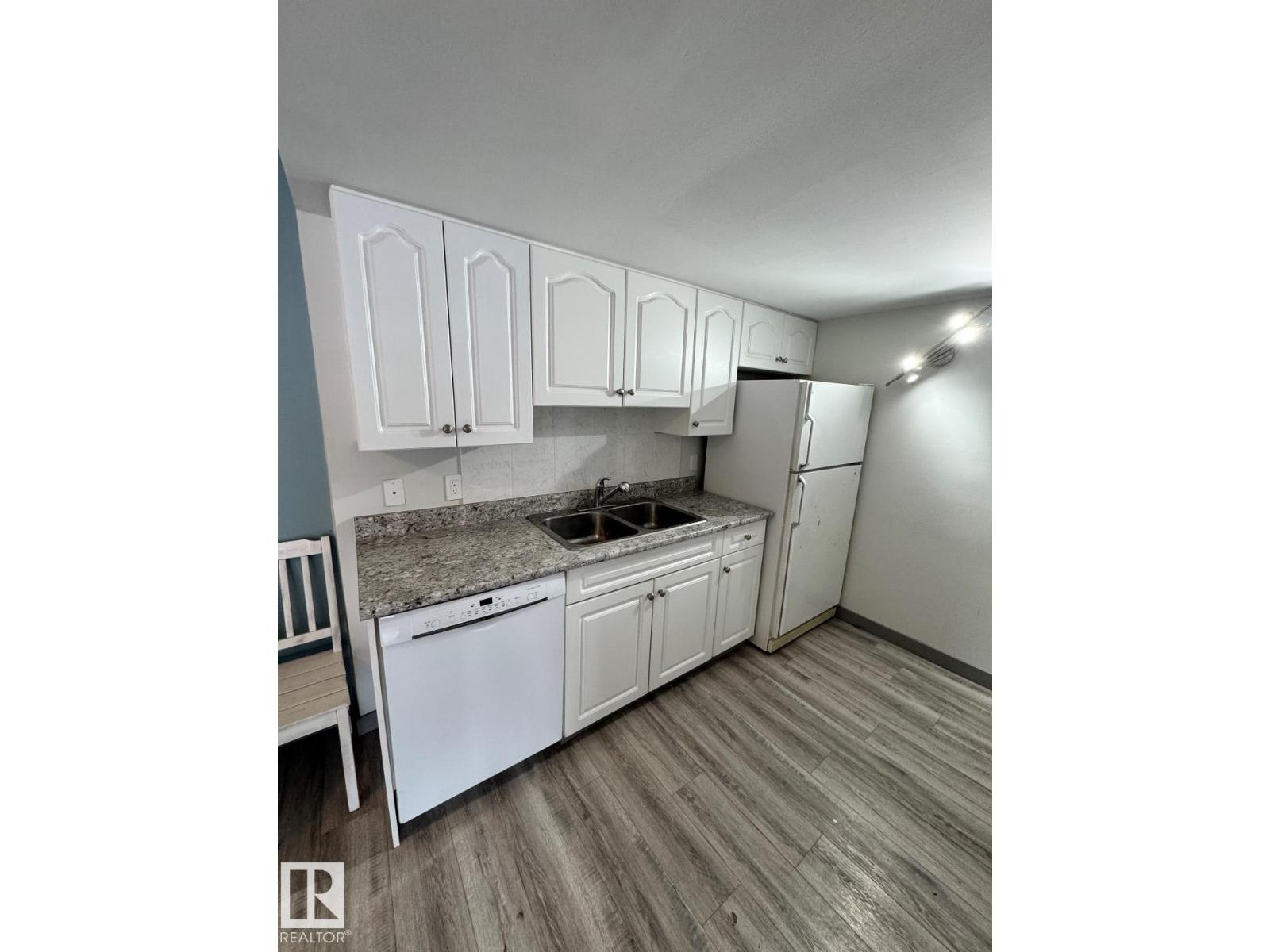 #612 2908 116A AV NW