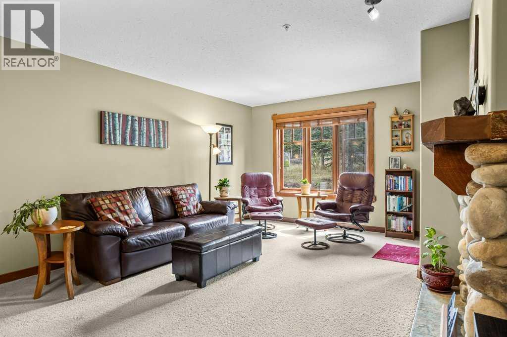 215, 150 crossbow Place